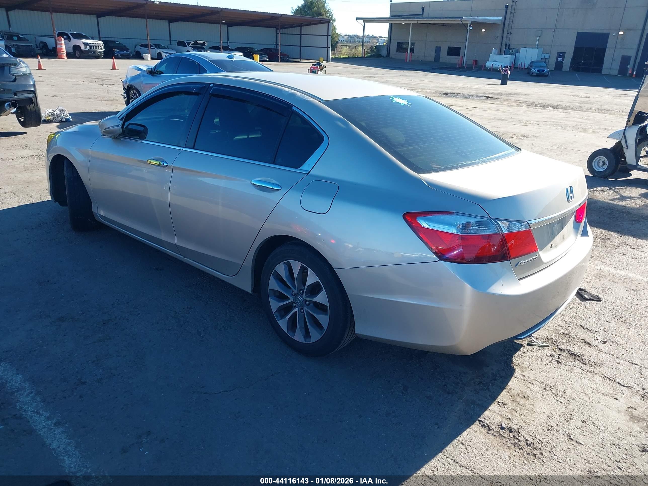HONDA ACCORD image 3