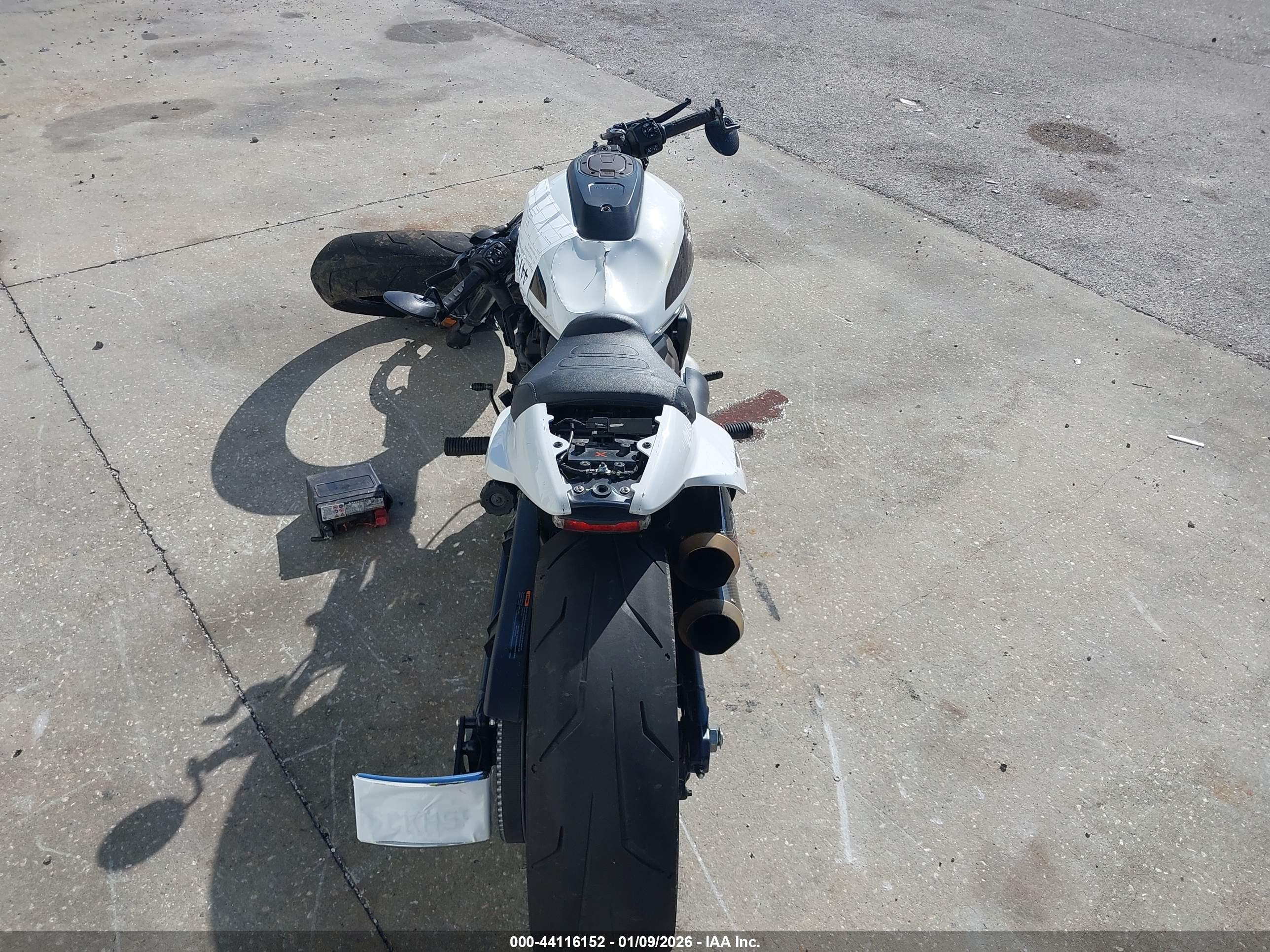 HARLEY-DAVIDSON RH1250 image 6