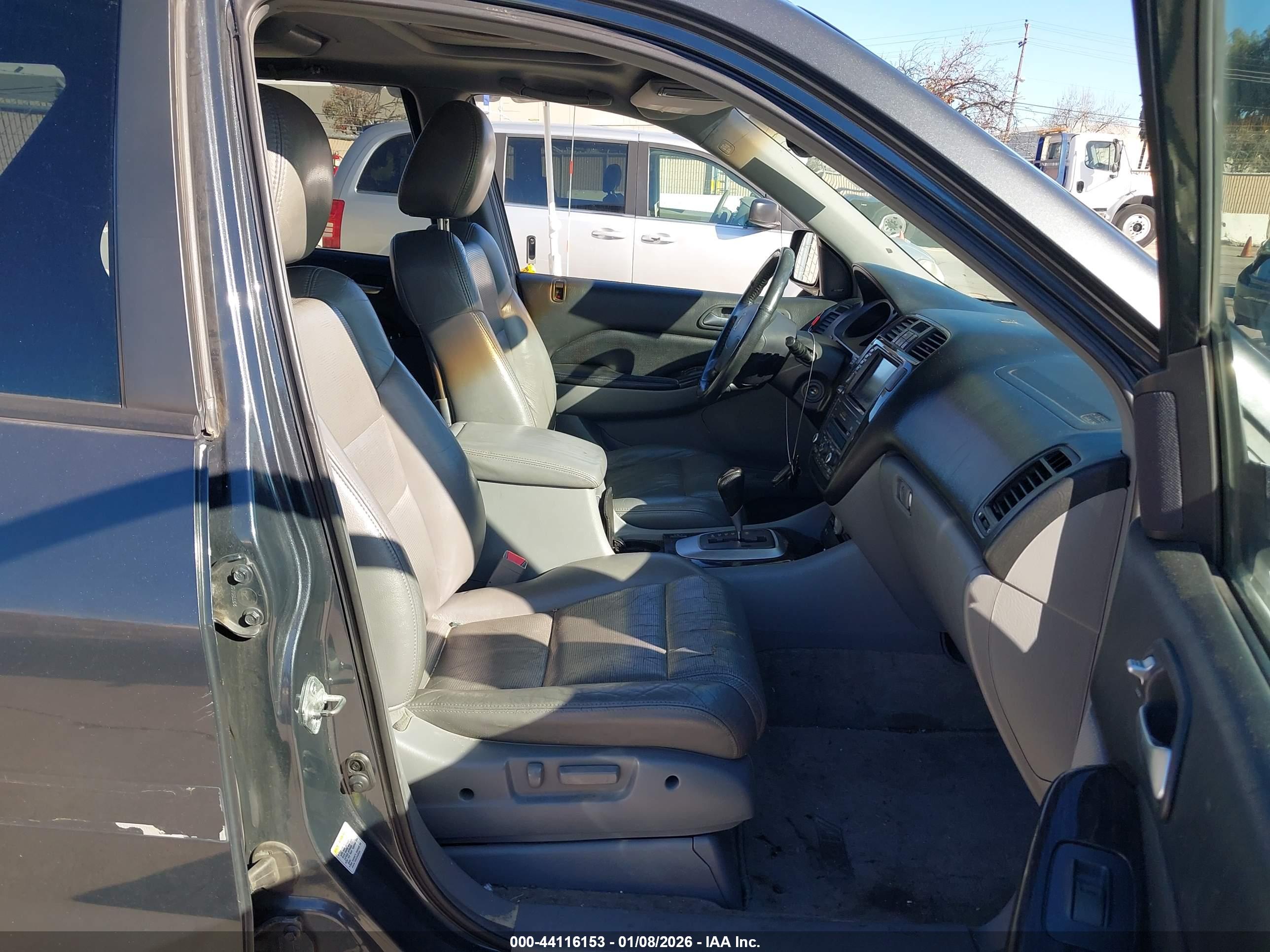 ACURA MDX image 5