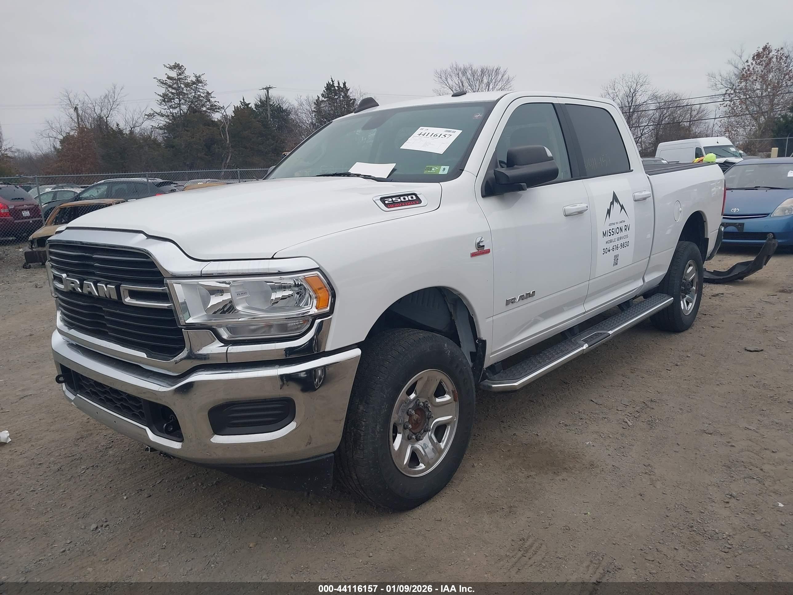 RAM 2500 image 2