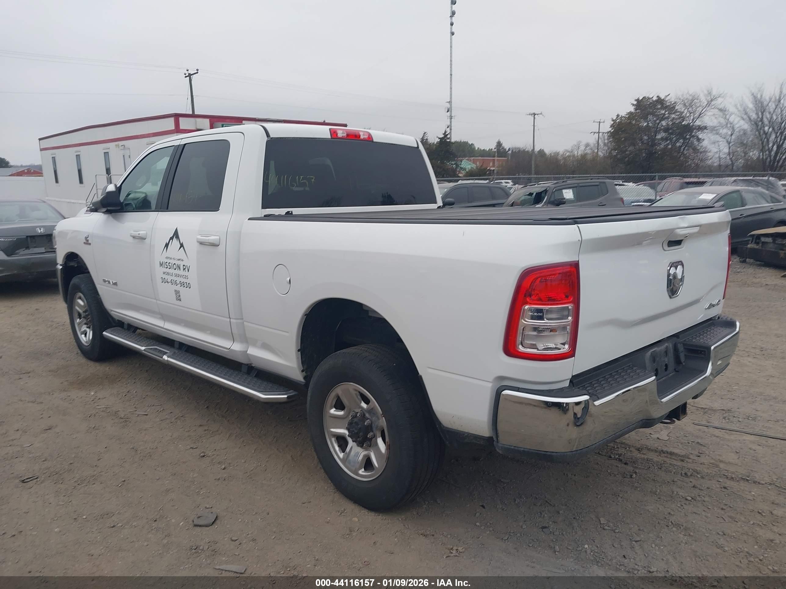 RAM 2500 image 3