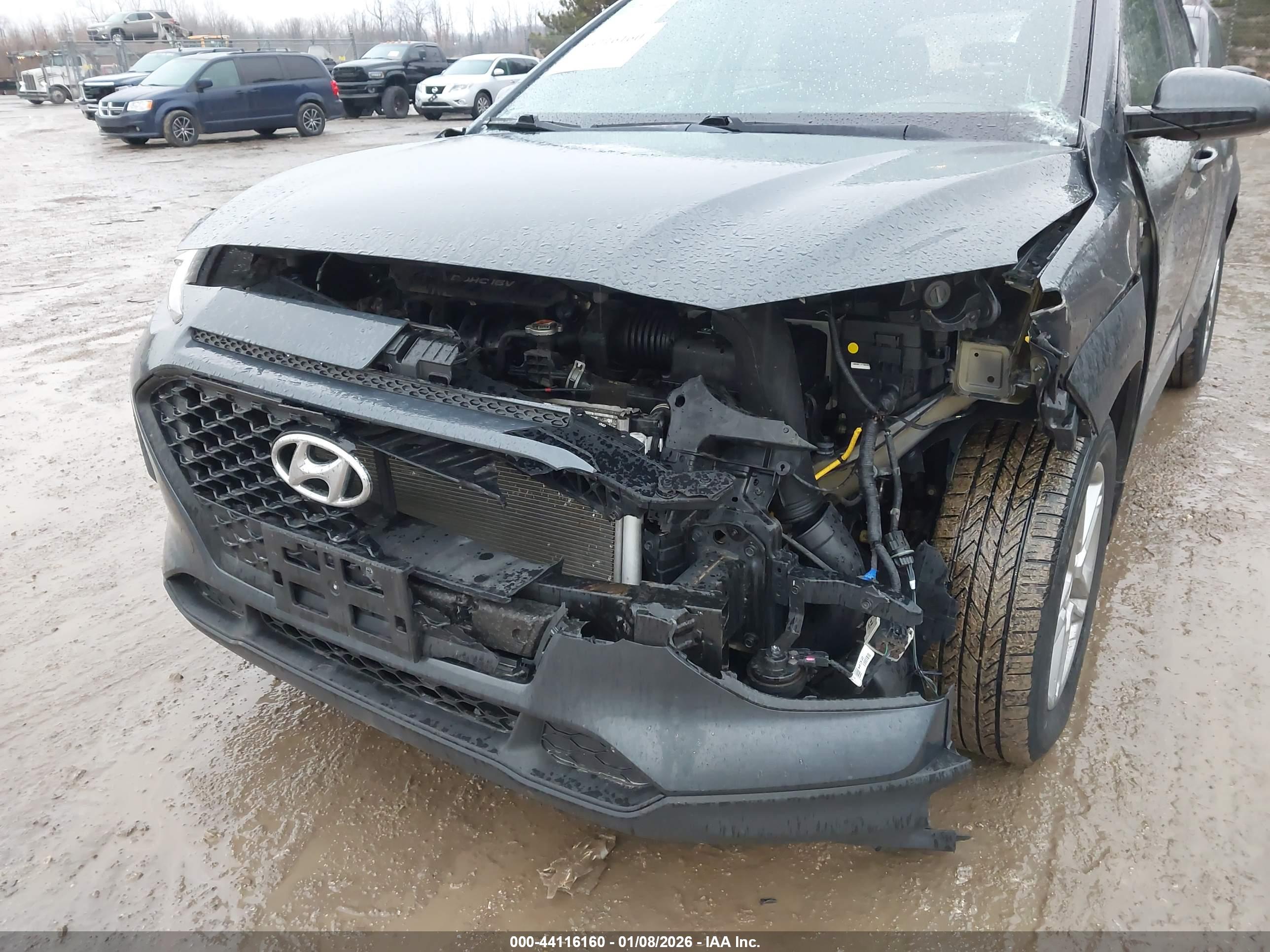 HYUNDAI KONA image 6