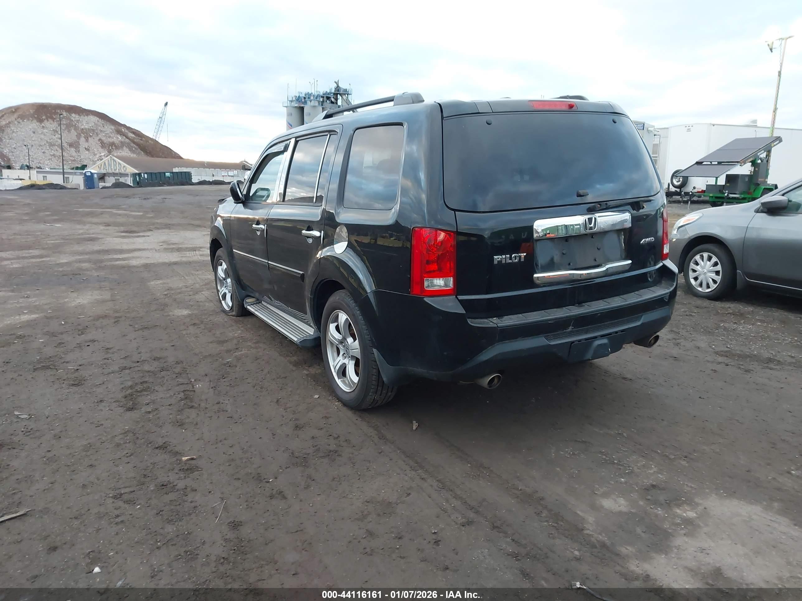 HONDA PILOT image 3