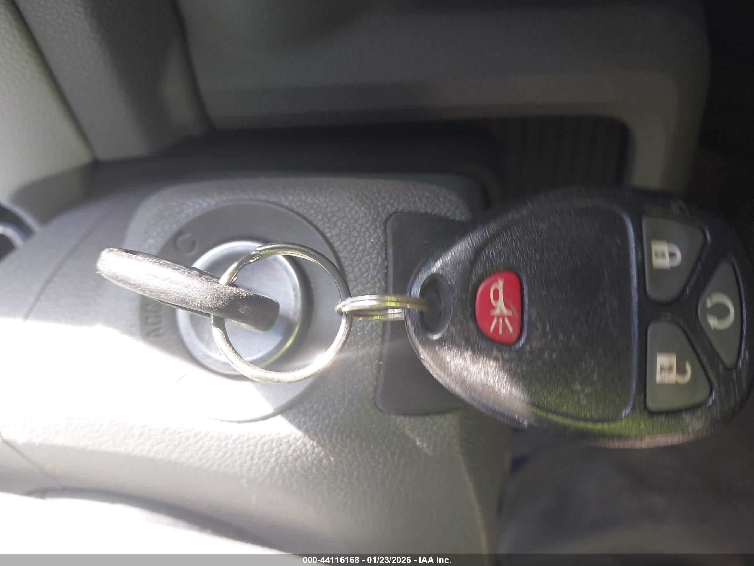 CHEVROLET TRAVERSE image 11