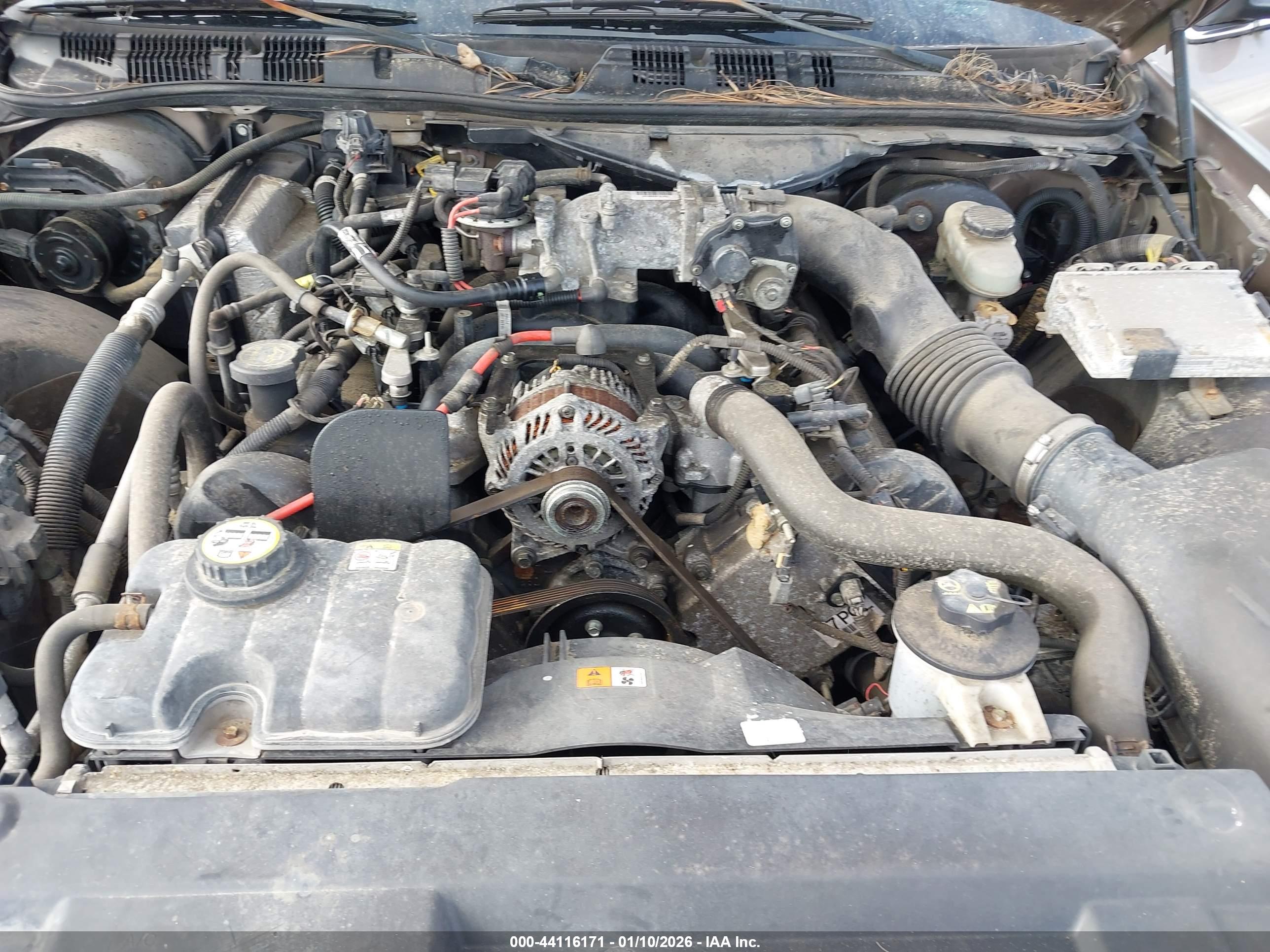 FORD CROWN image 10