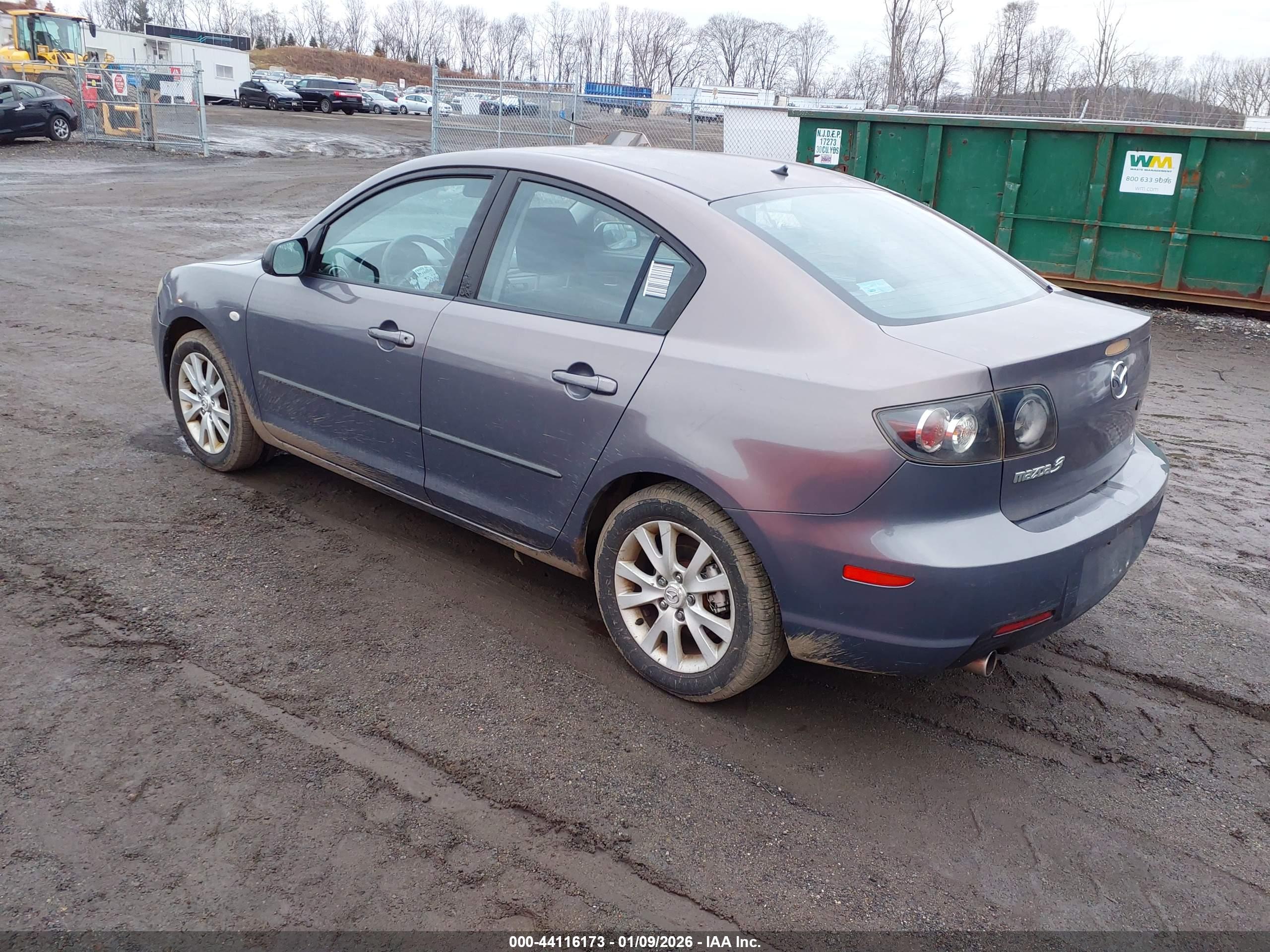 MAZDA MAZDA3 image 3