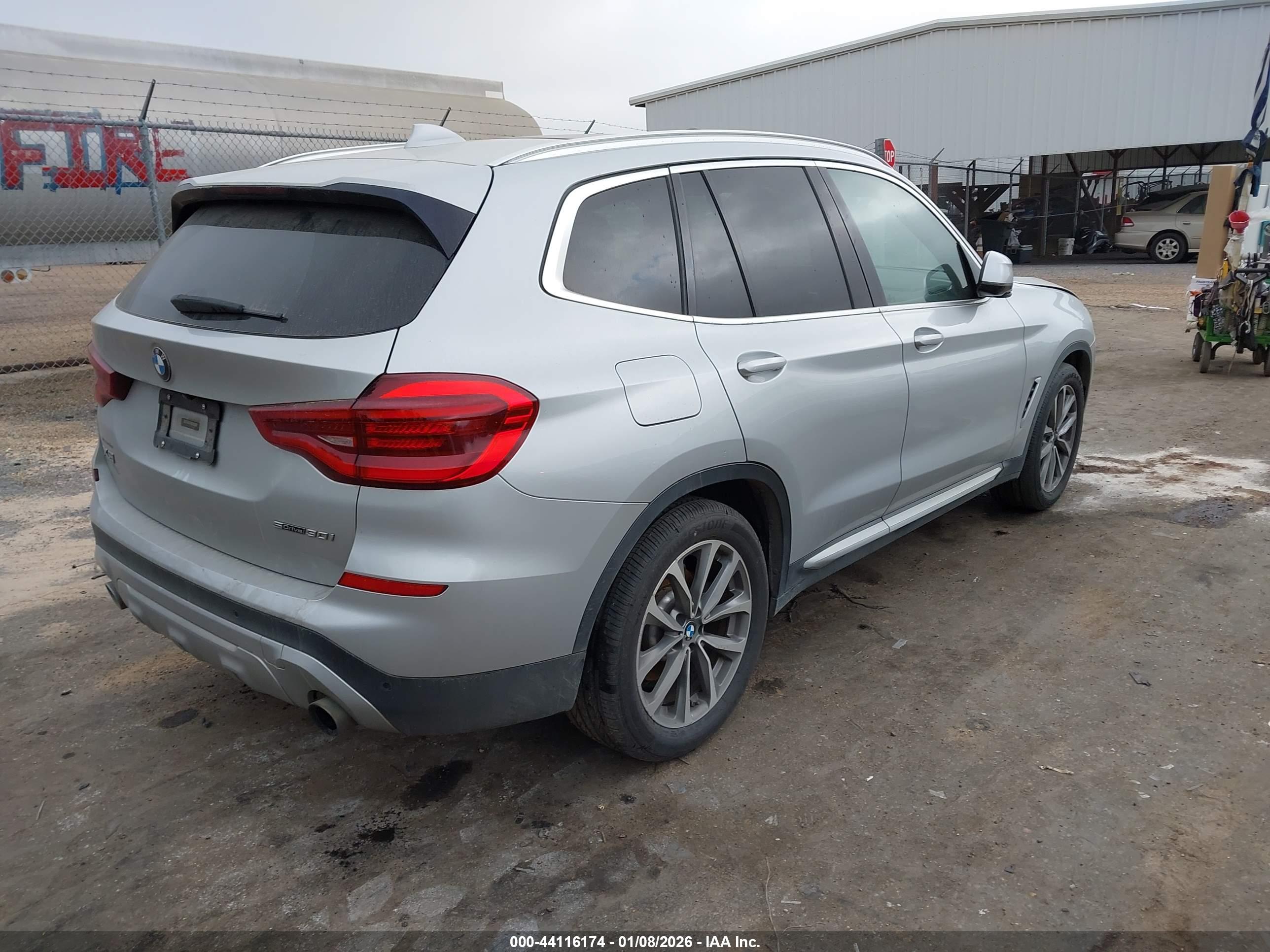 BMW X3 image 4