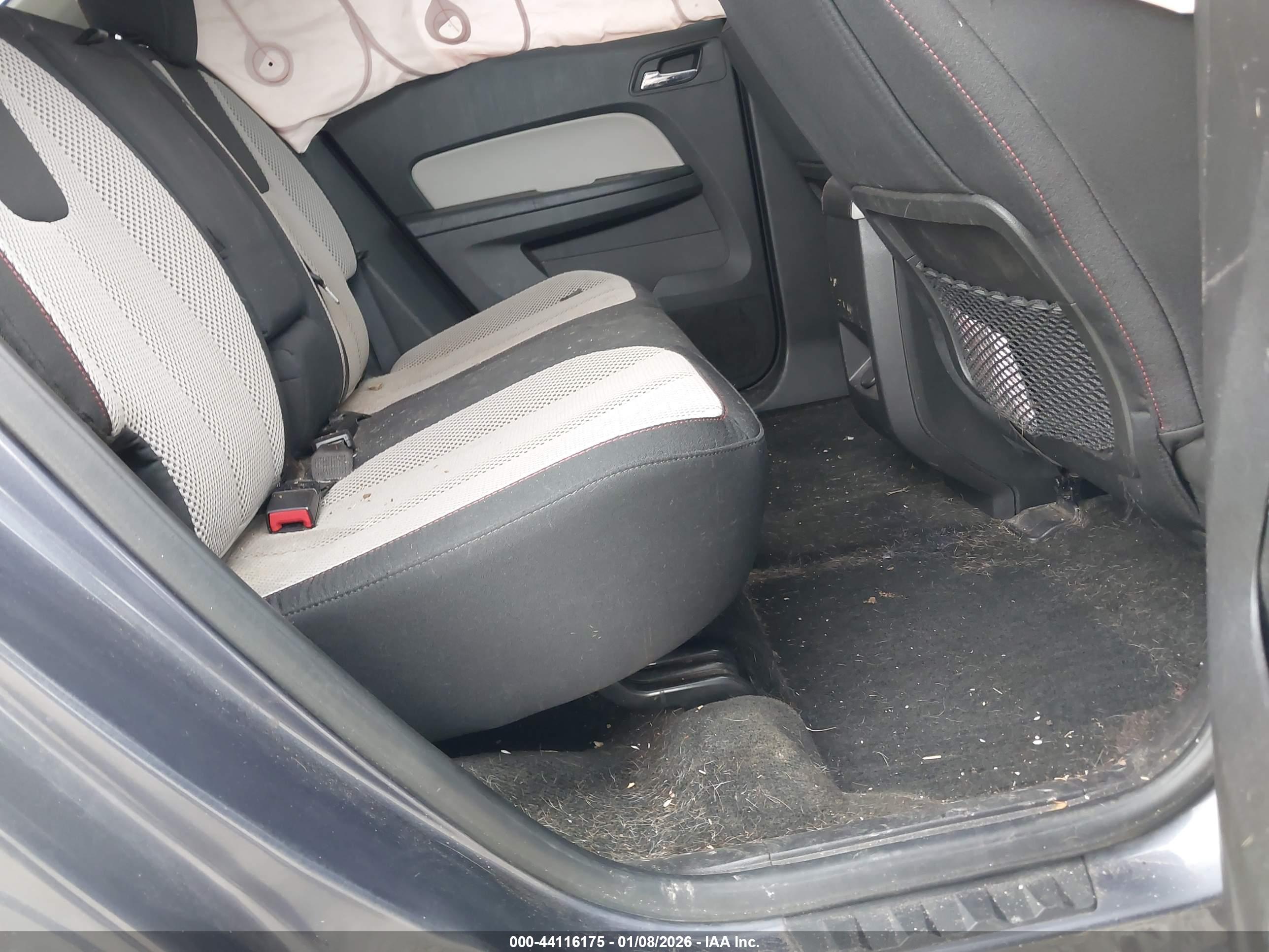 CHEVROLET EQUINOX image 8