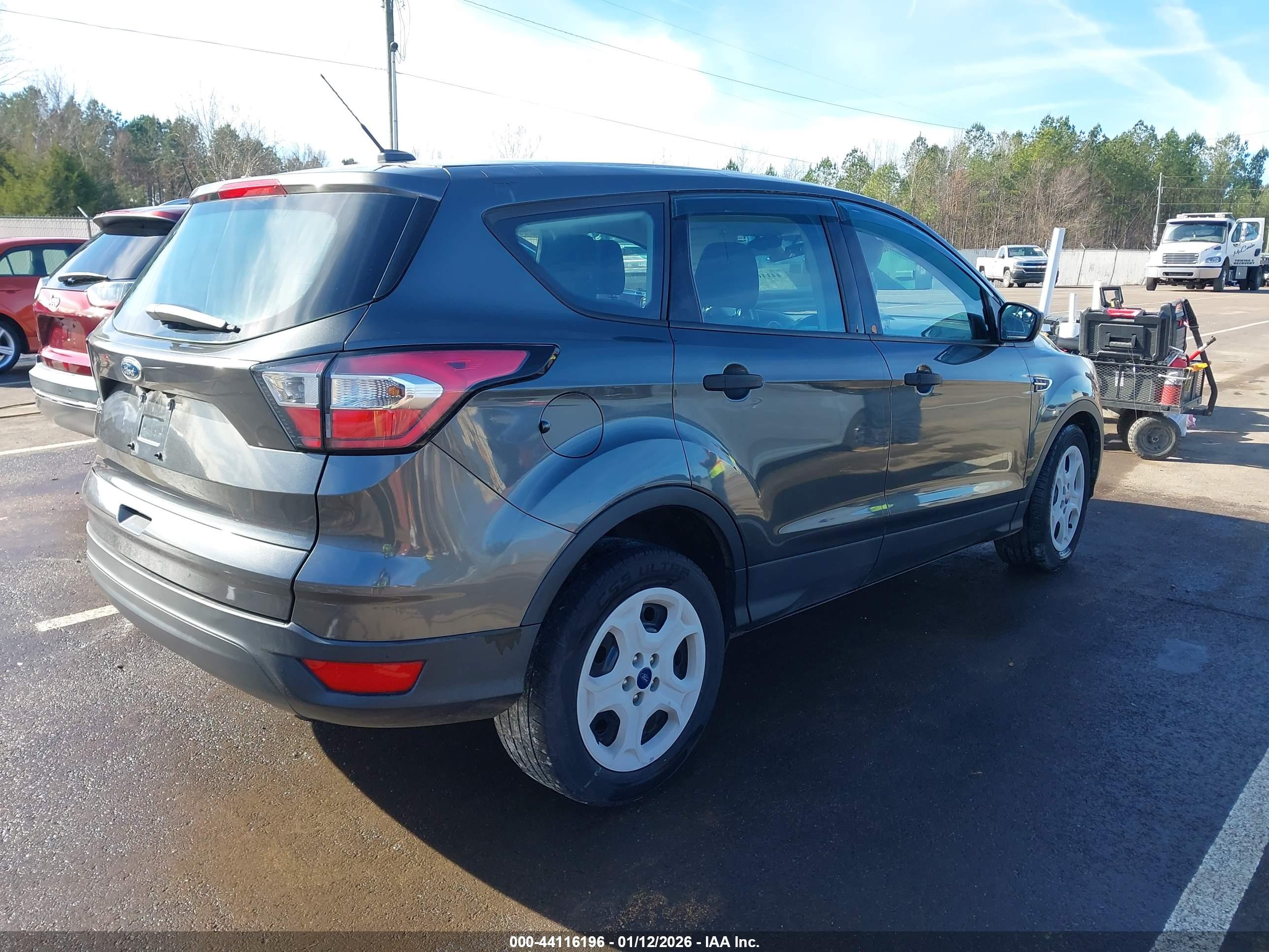 FORD ESCAPE image 4