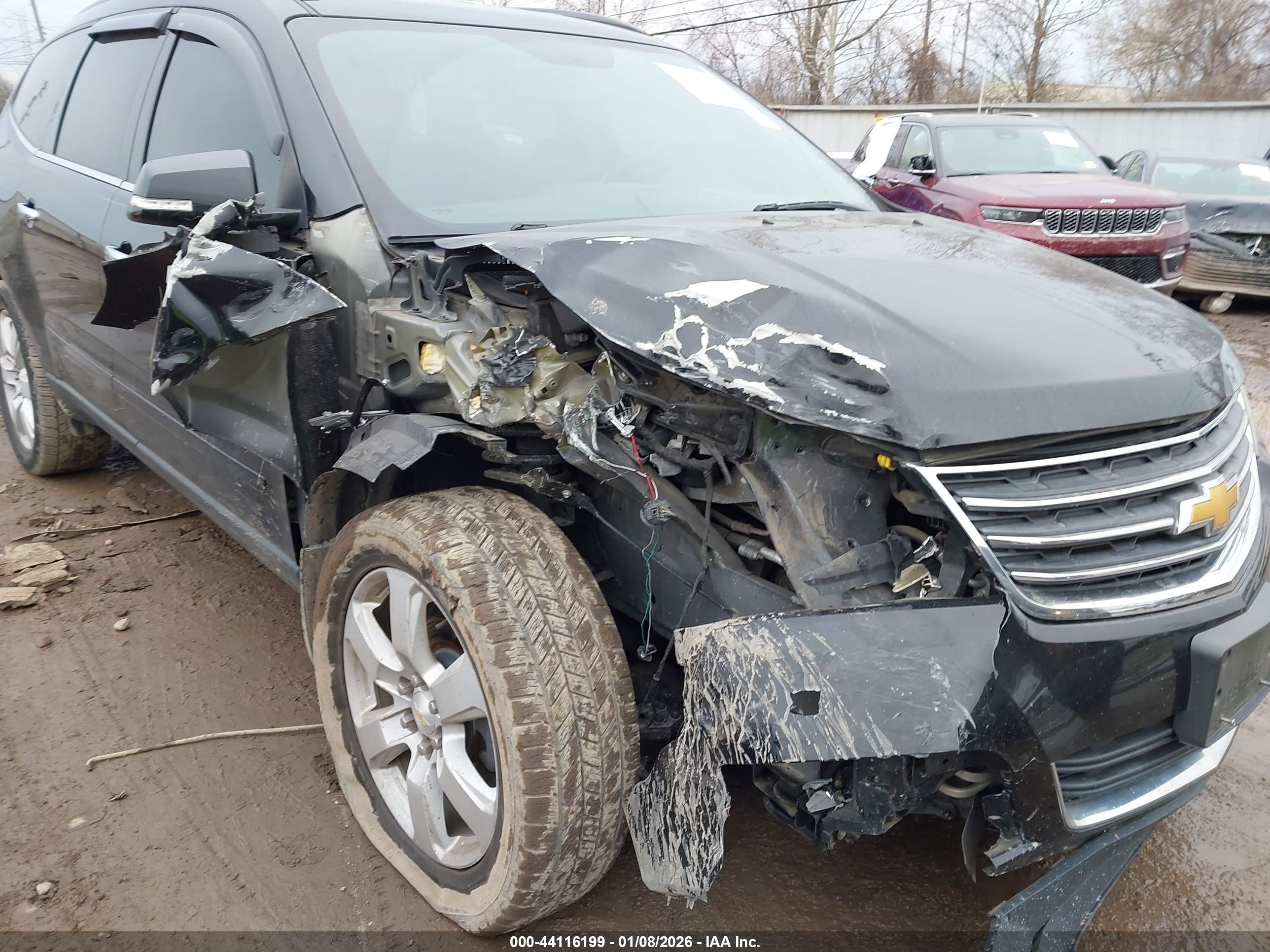CHEVROLET TRAVERSE image 6