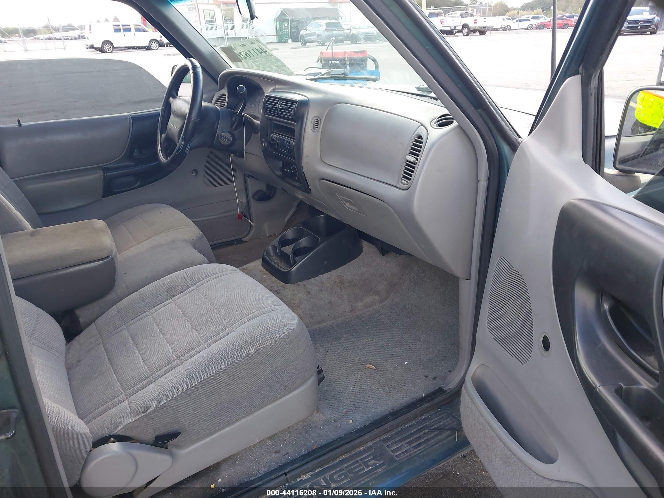 FORD RANGER image 5