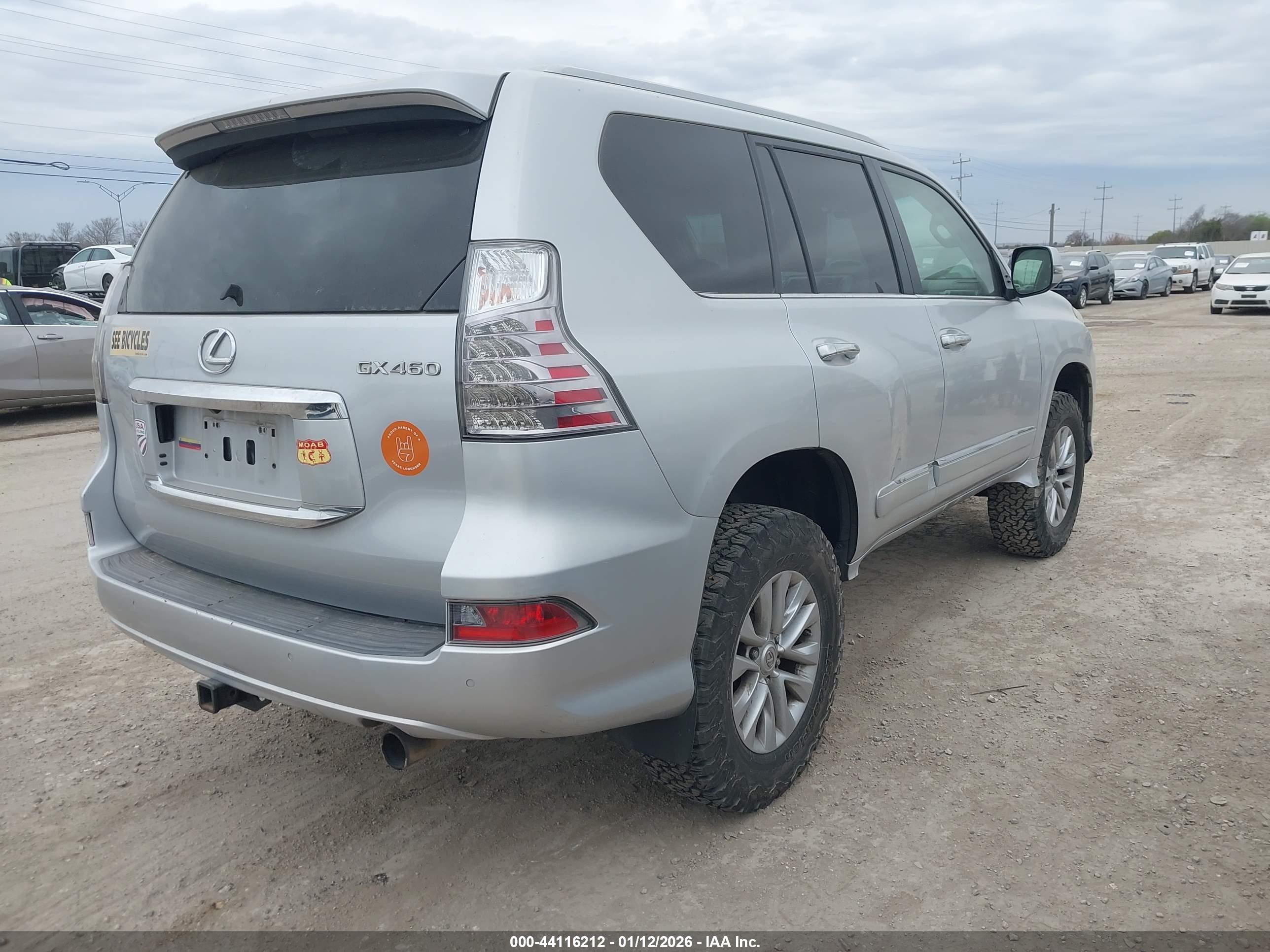 LEXUS GX image 4