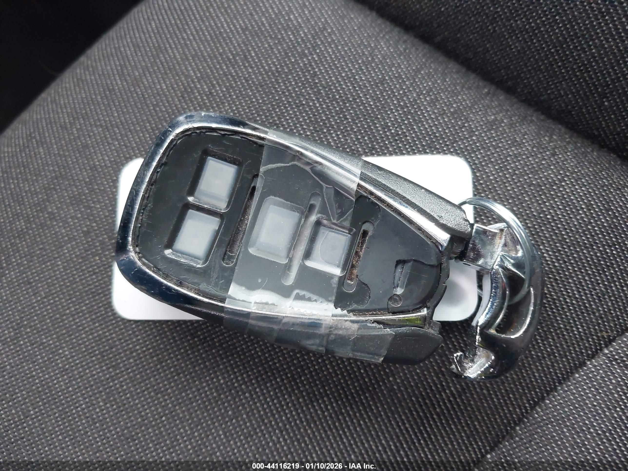 CHEVROLET EQUINOX image 11