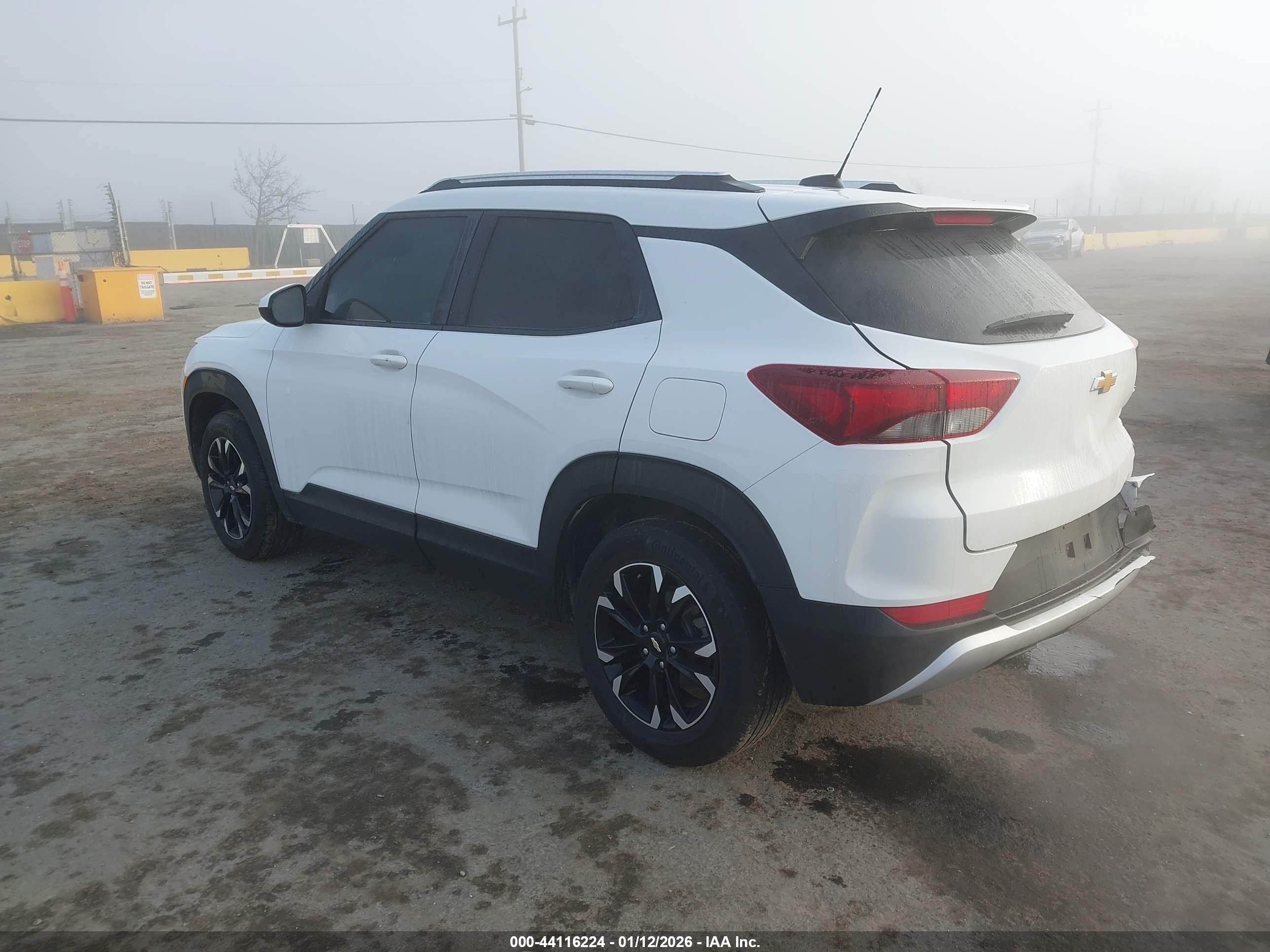 CHEVROLET TRAILBLAZER image 3