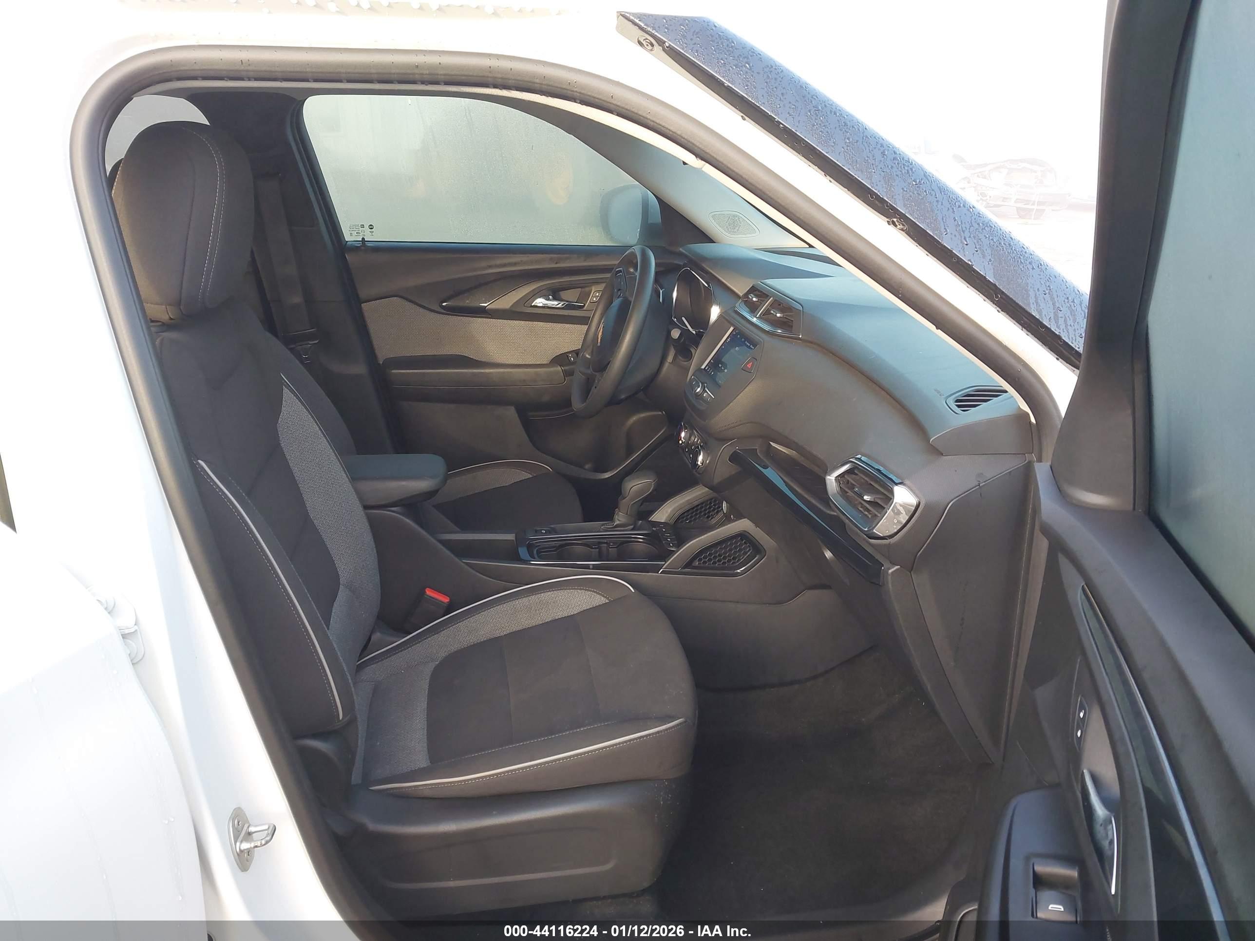 CHEVROLET TRAILBLAZER image 5