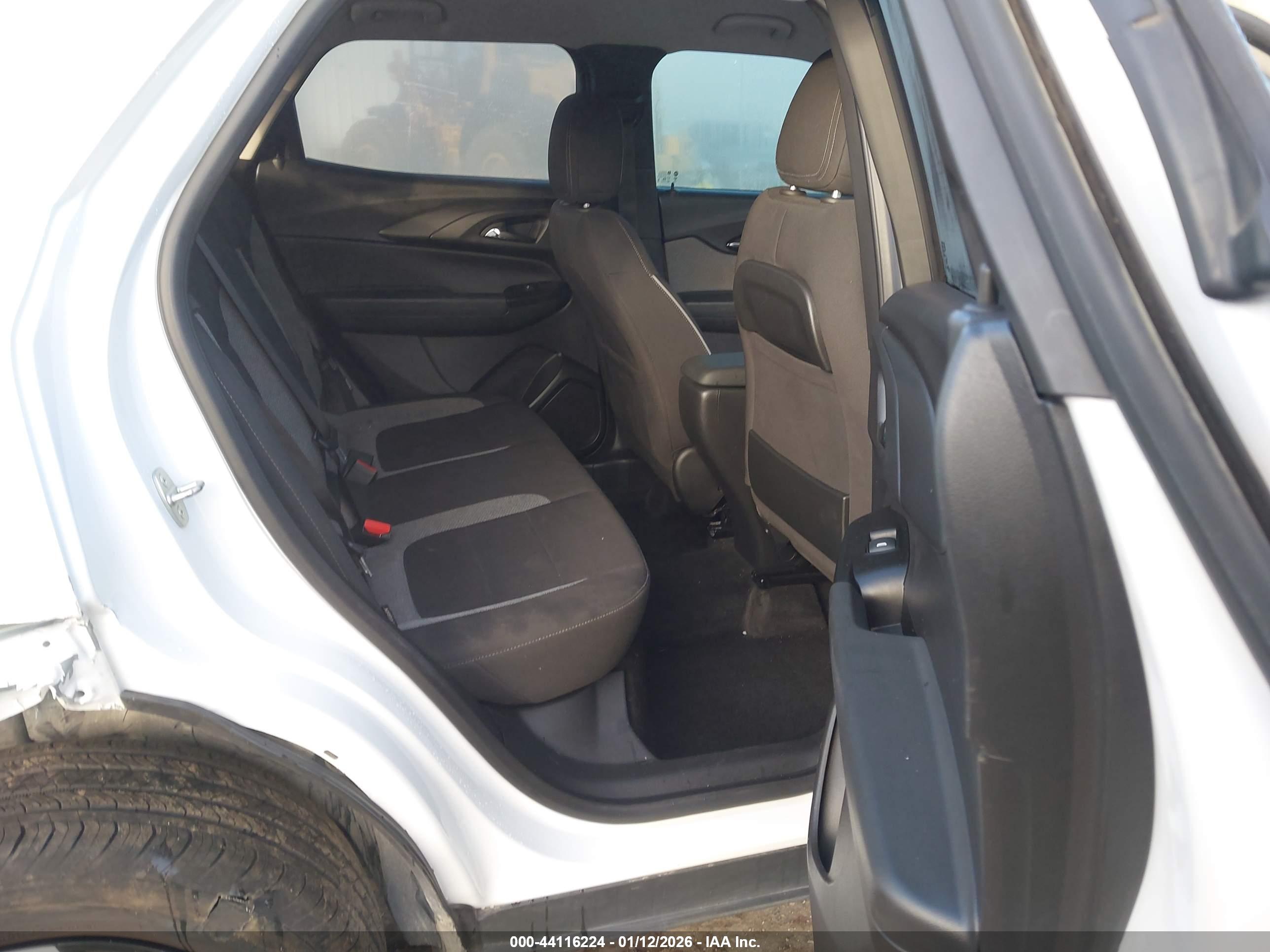 CHEVROLET TRAILBLAZER image 8