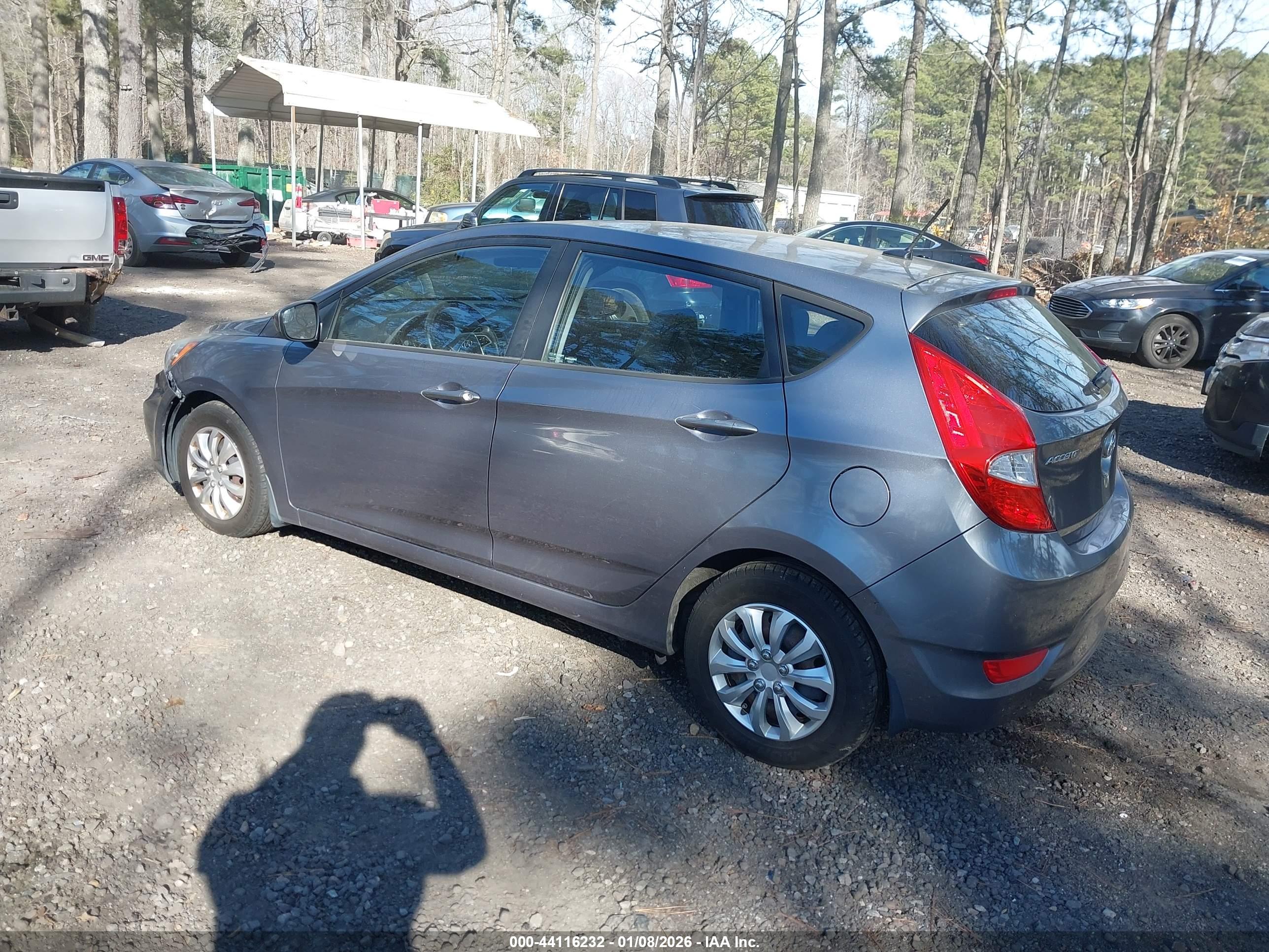 HYUNDAI ACCENT image 3