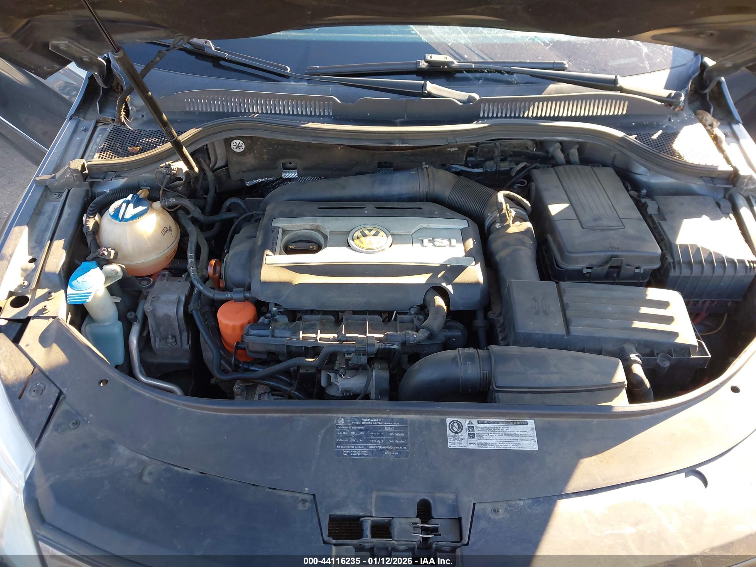VOLKSWAGEN CC image 10