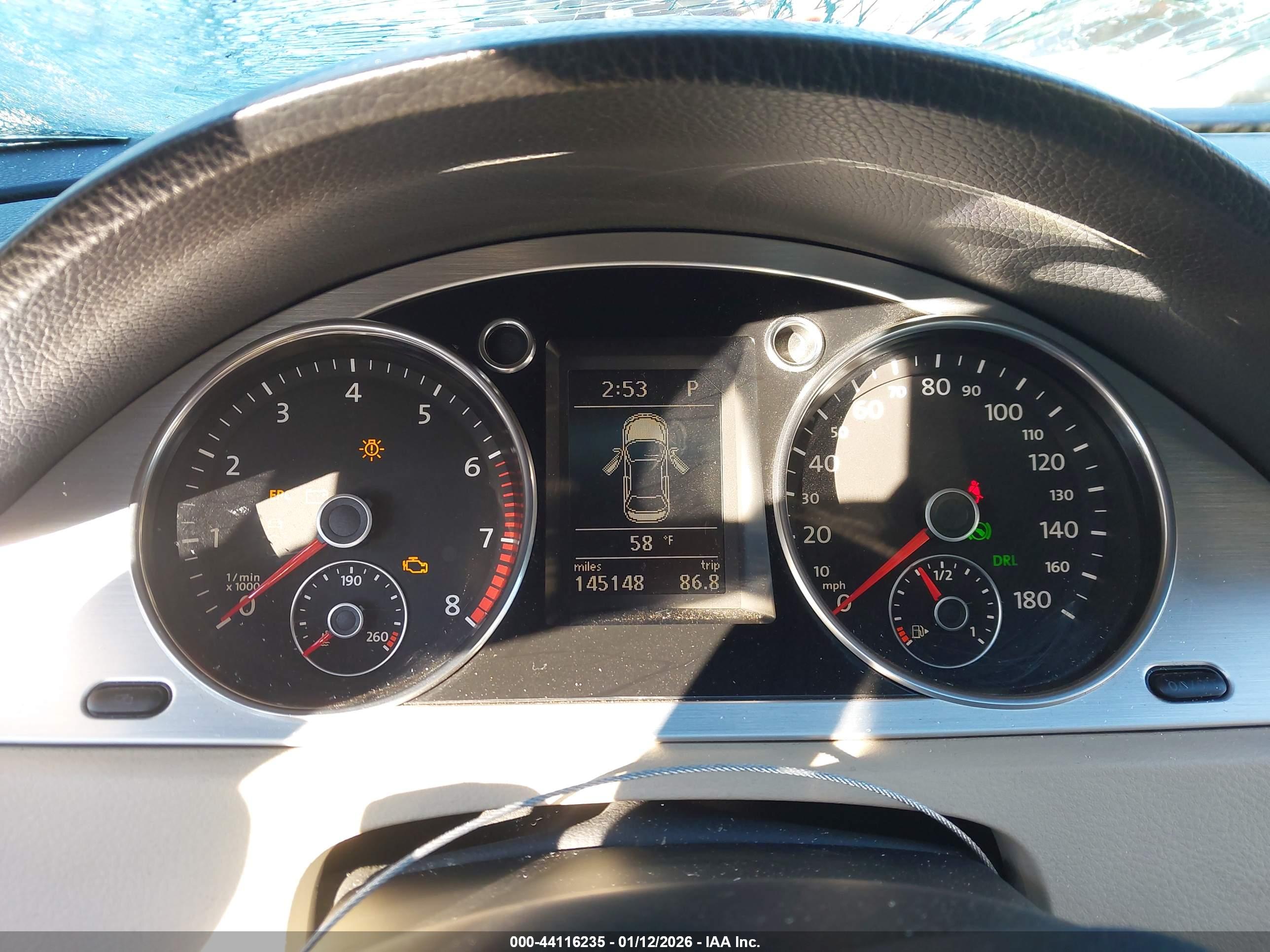 VOLKSWAGEN CC image 7