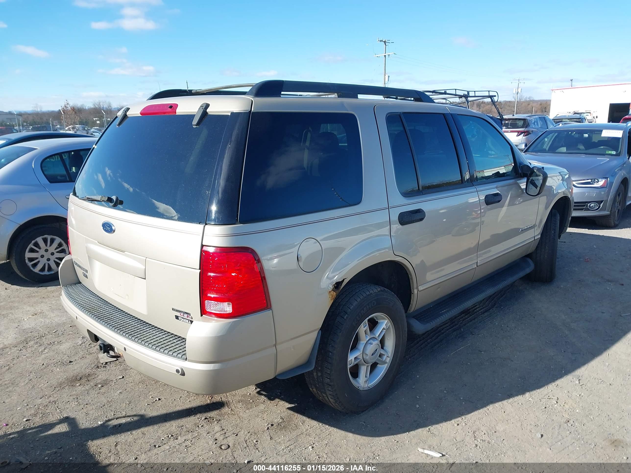 FORD EXPLORER image 4
