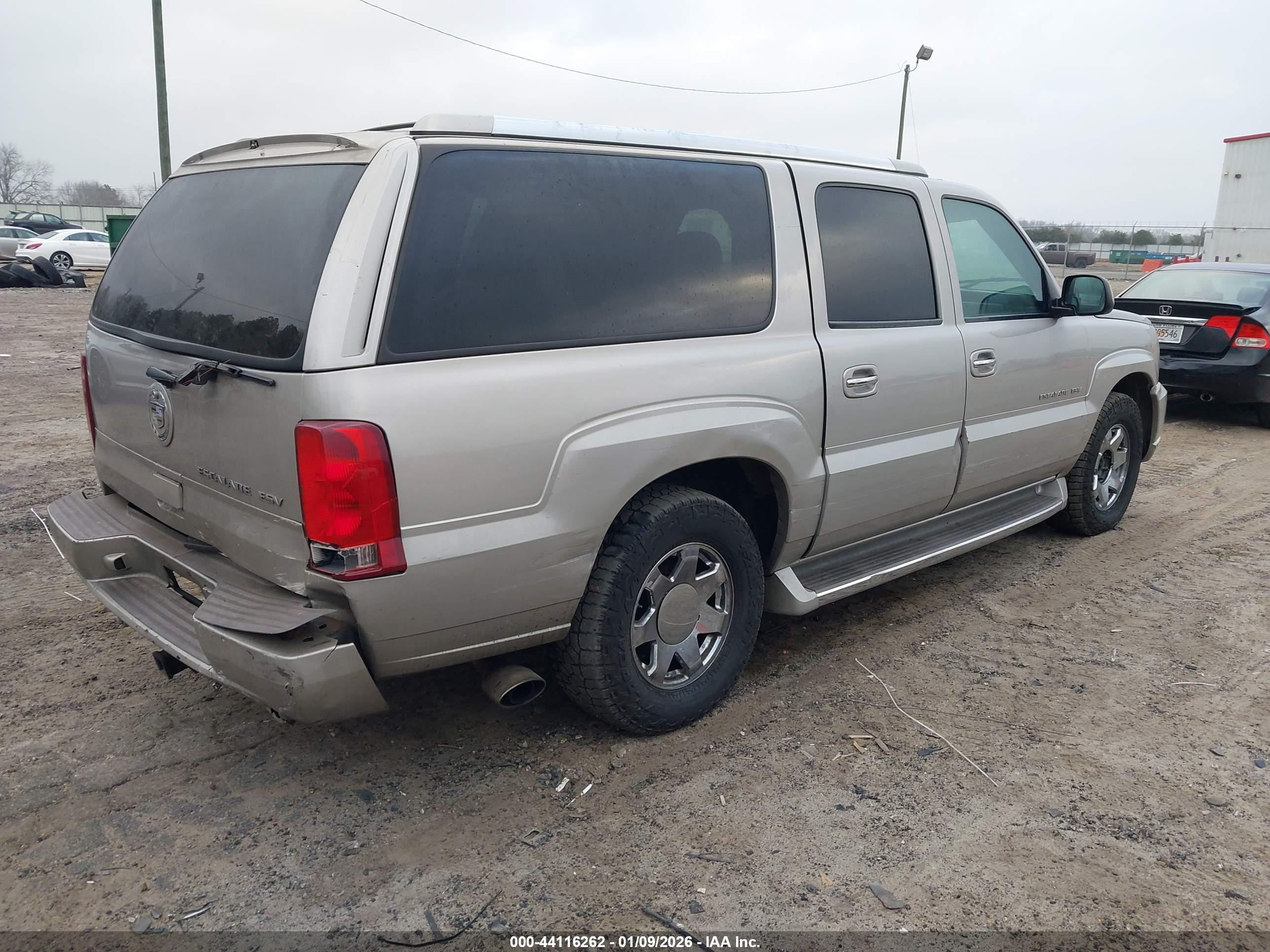 CADILLAC ESCALADE image 4