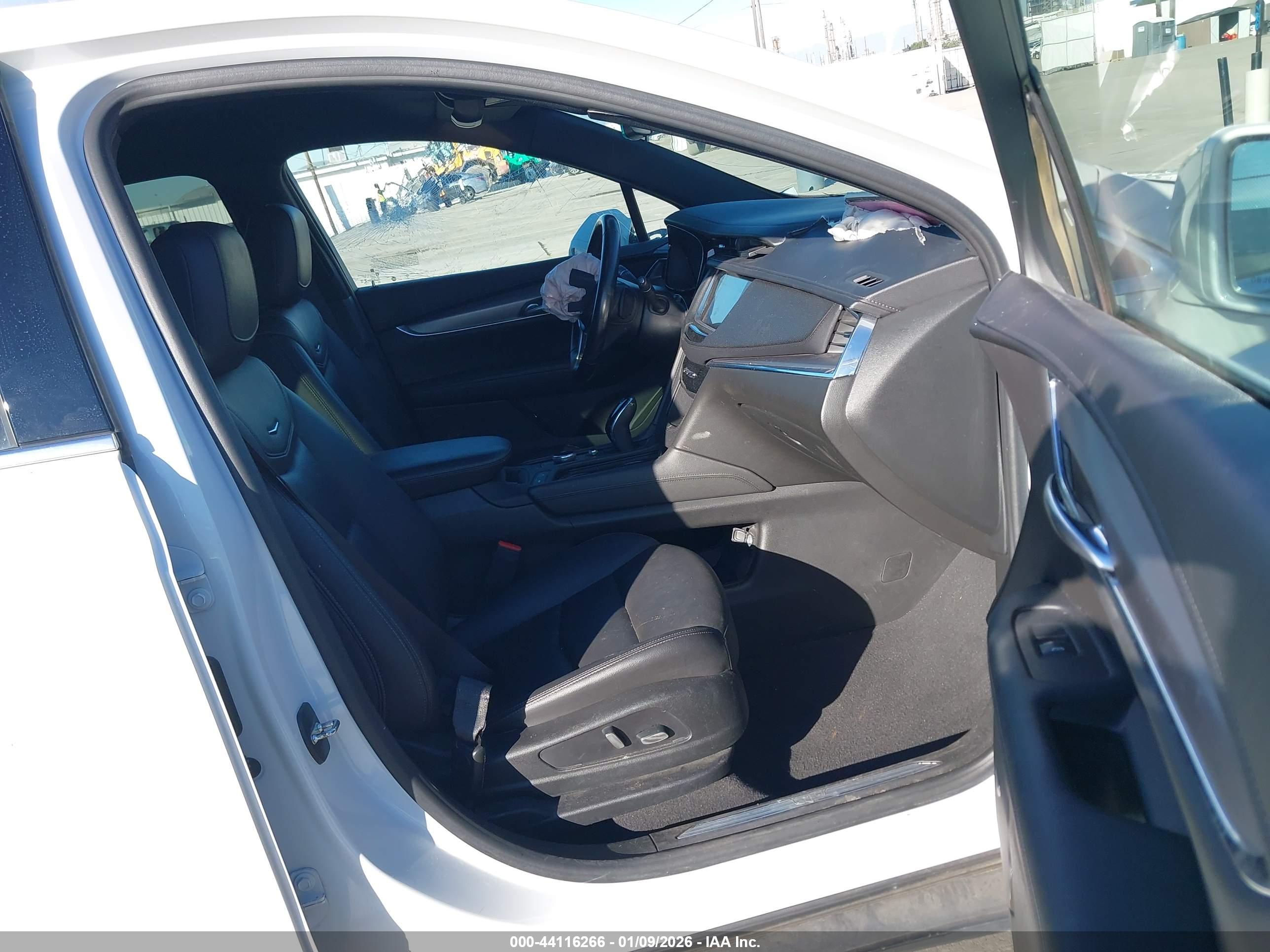CADILLAC XT5 image 5