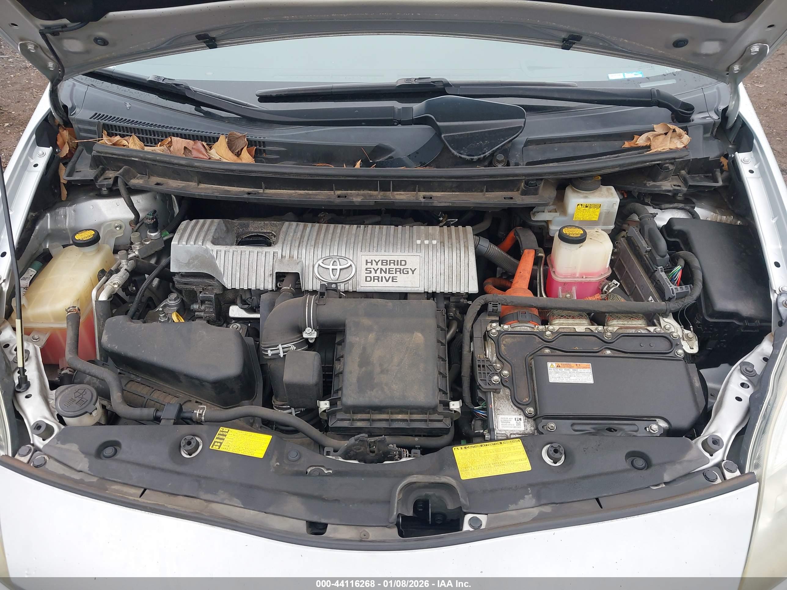 TOYOTA PRIUS image 10