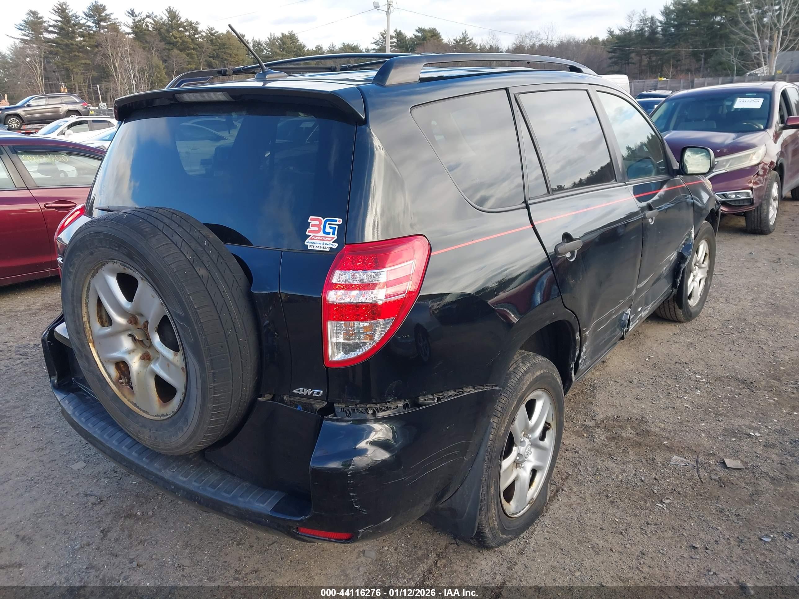 TOYOTA RAV4 image 4