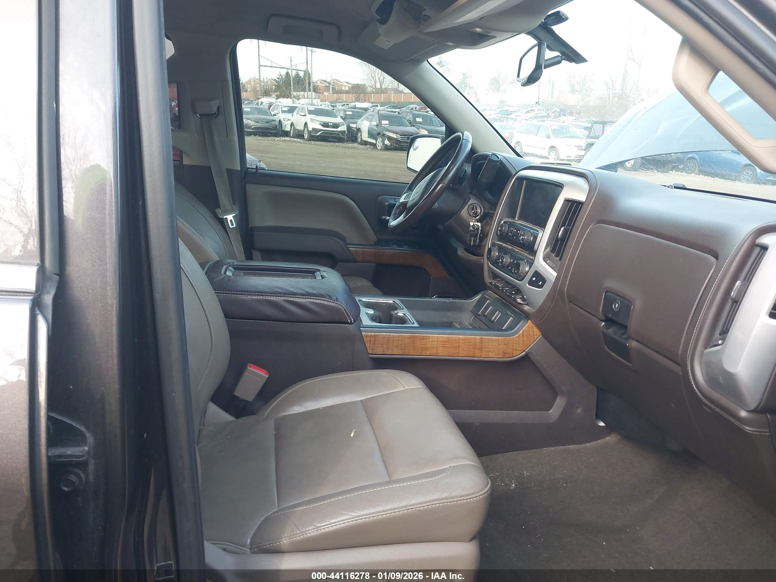 GMC SIERRA image 5