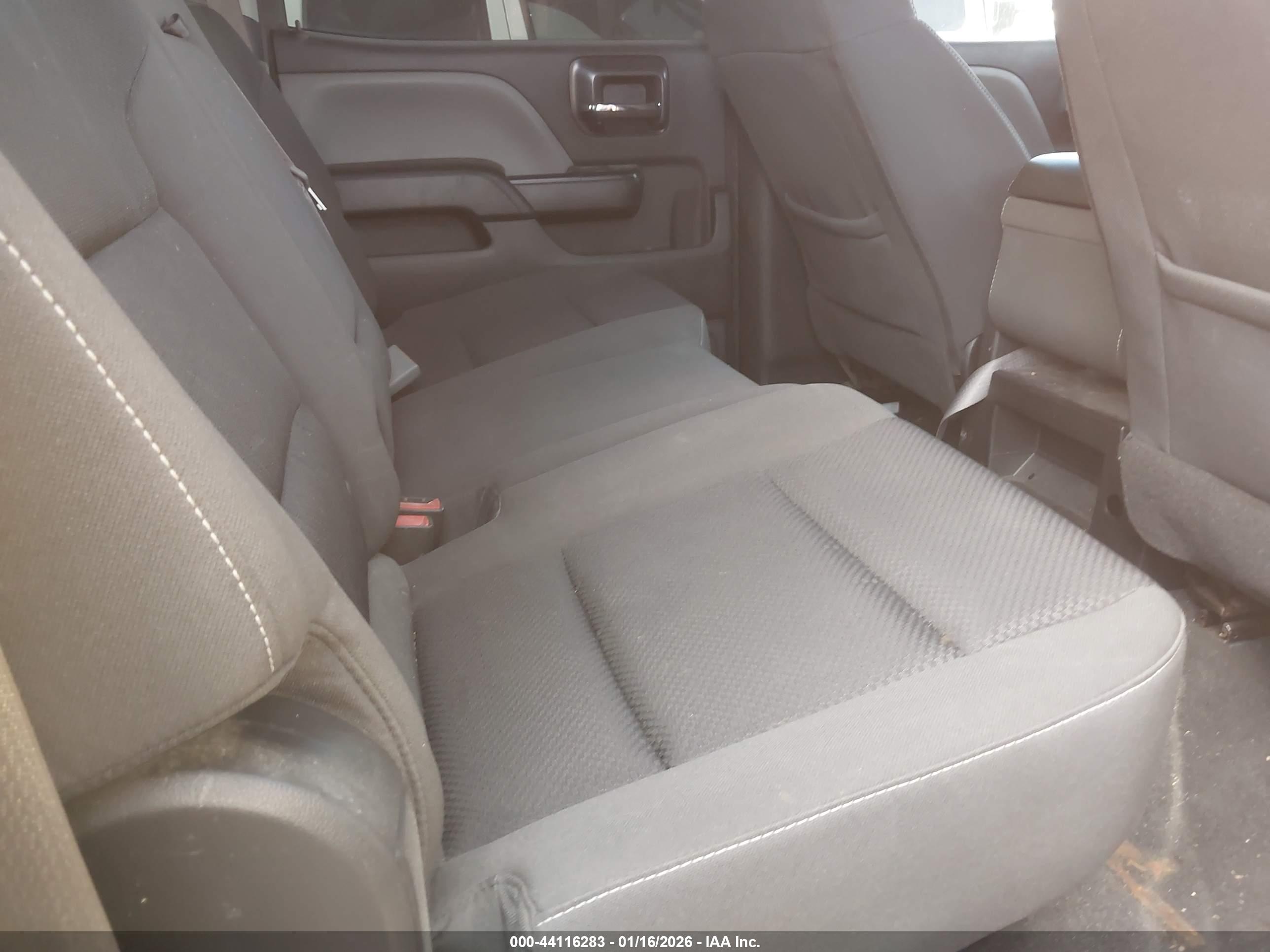 CHEVROLET SILVERADO image 8