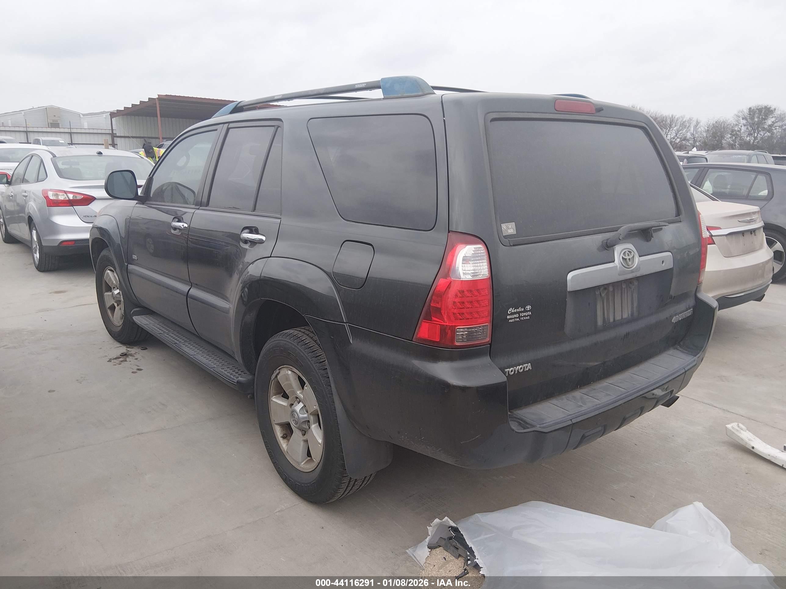 TOYOTA 4RUNNER image 3