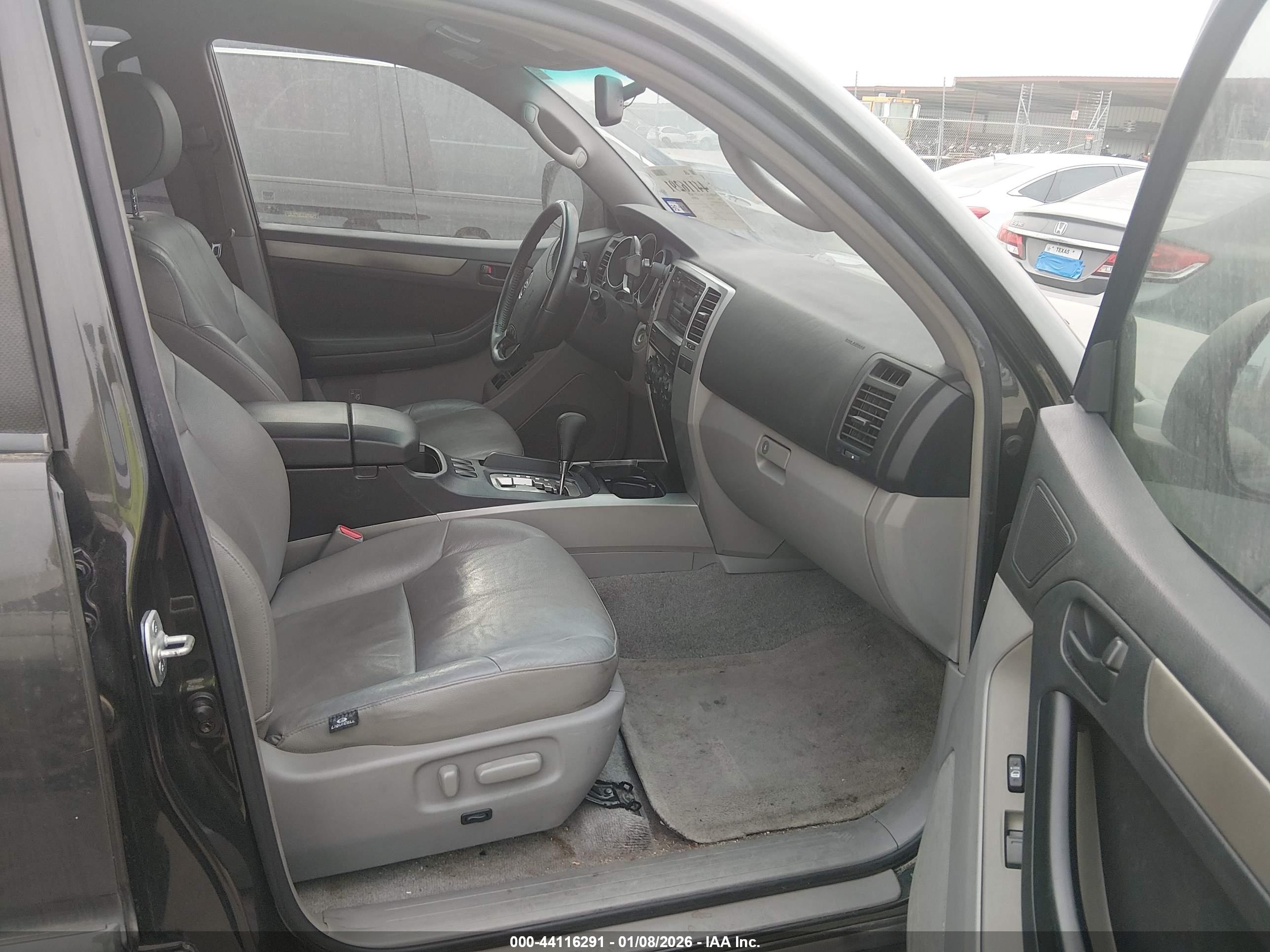 TOYOTA 4RUNNER image 5