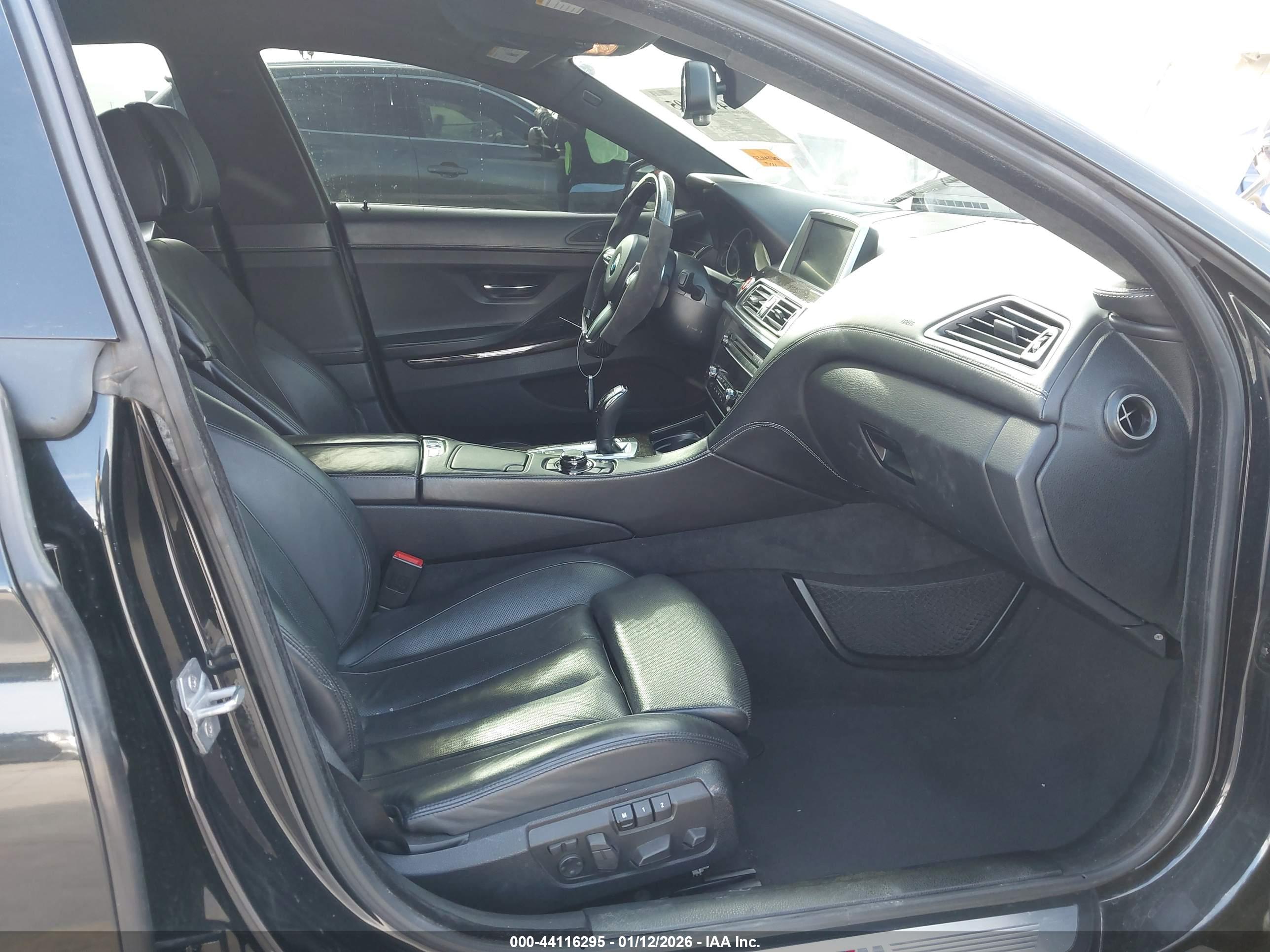 BMW 650I image 5