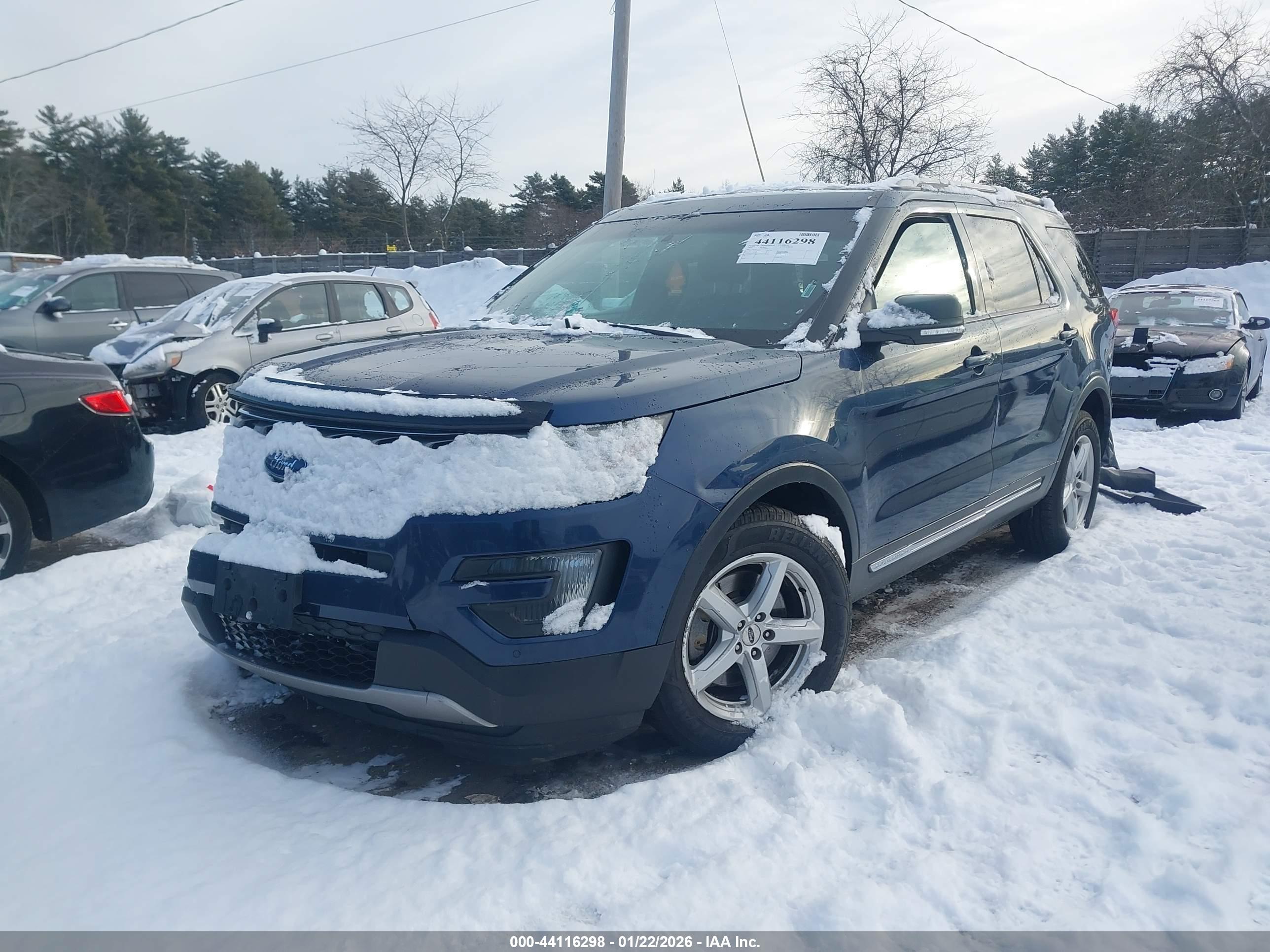 FORD EXPLORER image 2