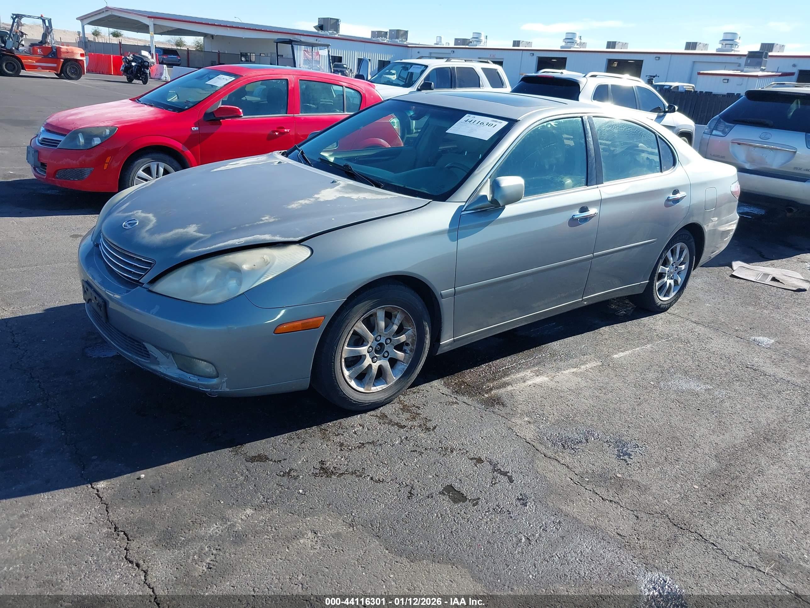 LEXUS ES image 2