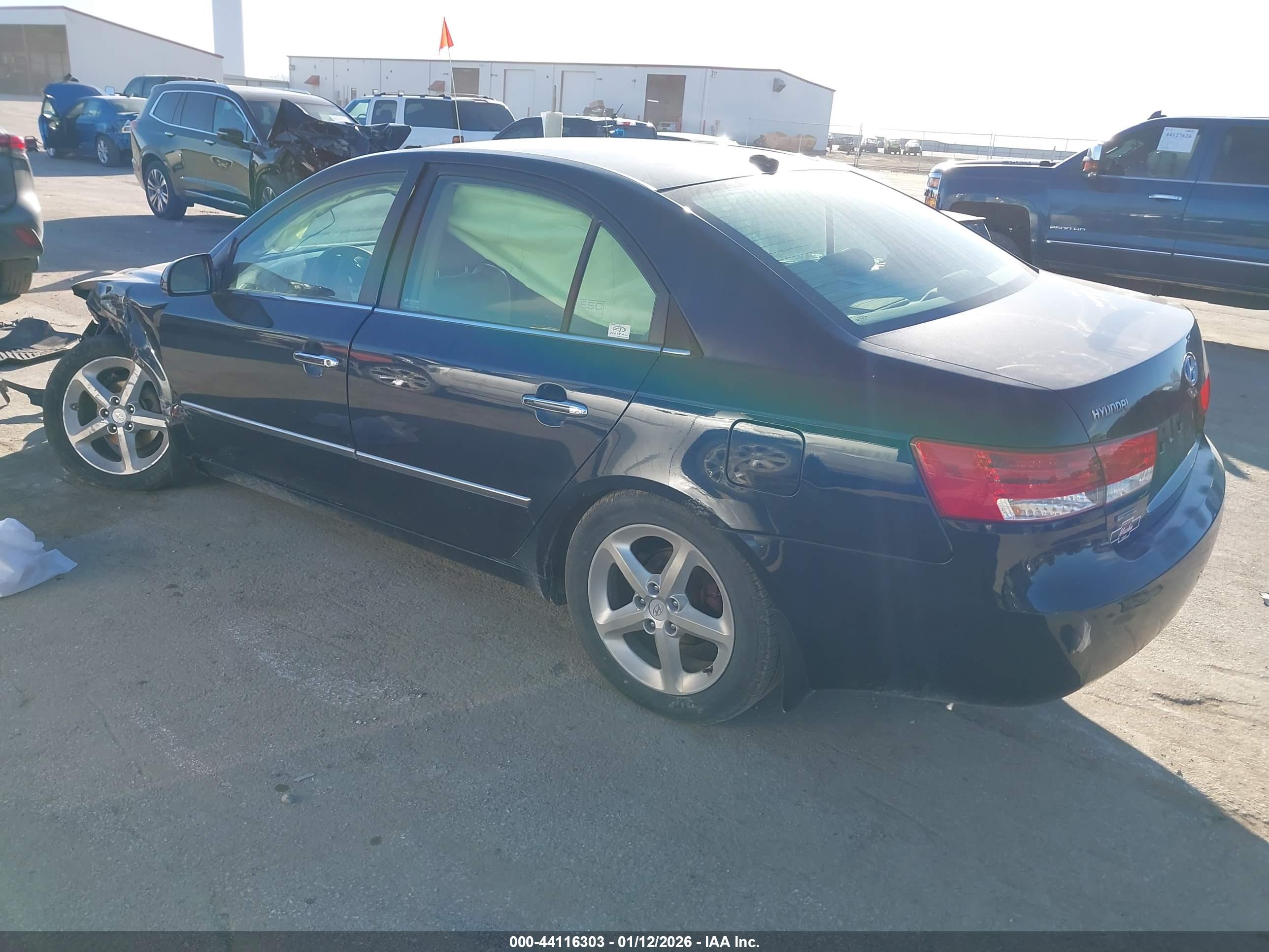 HYUNDAI SONATA image 3