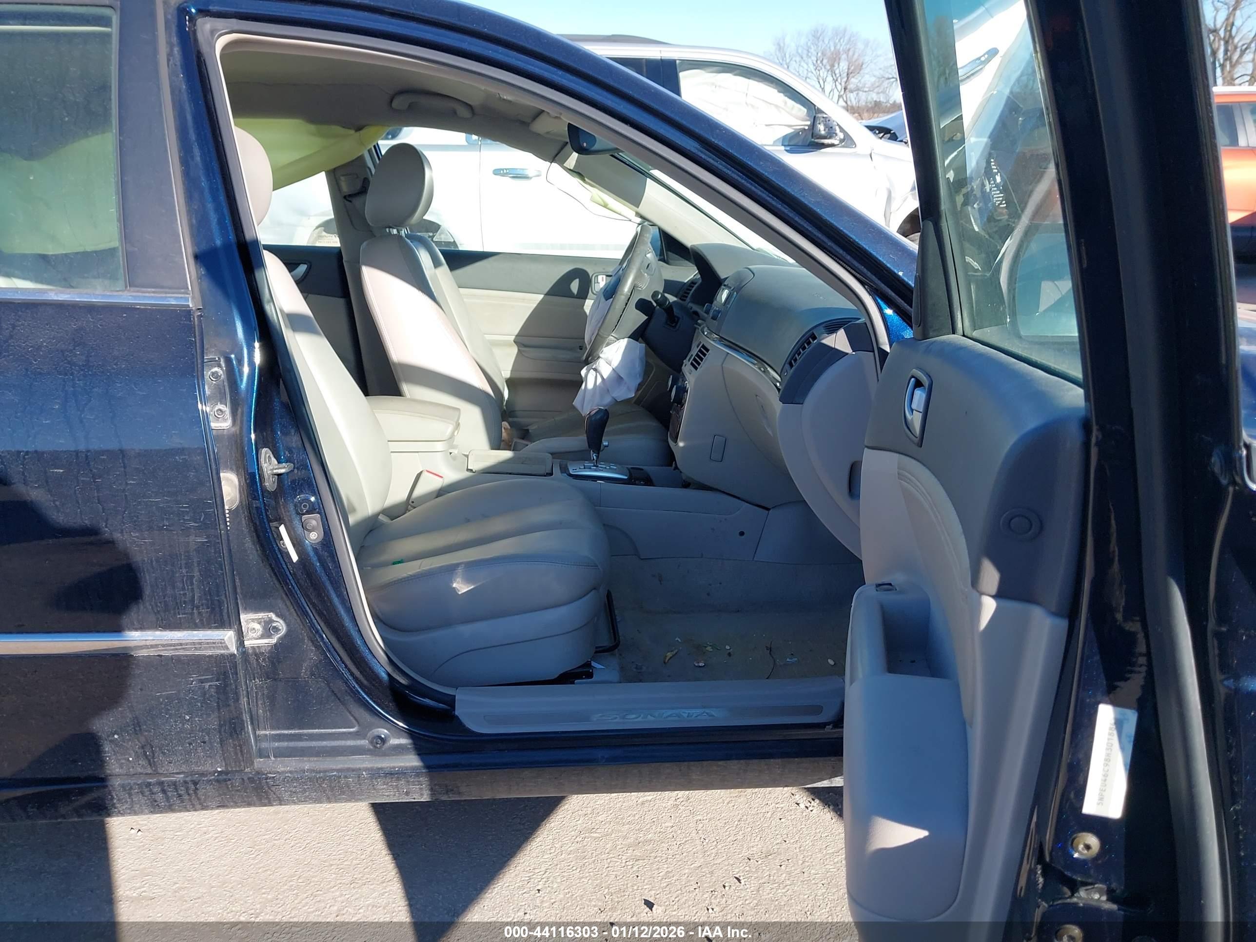 HYUNDAI SONATA image 5