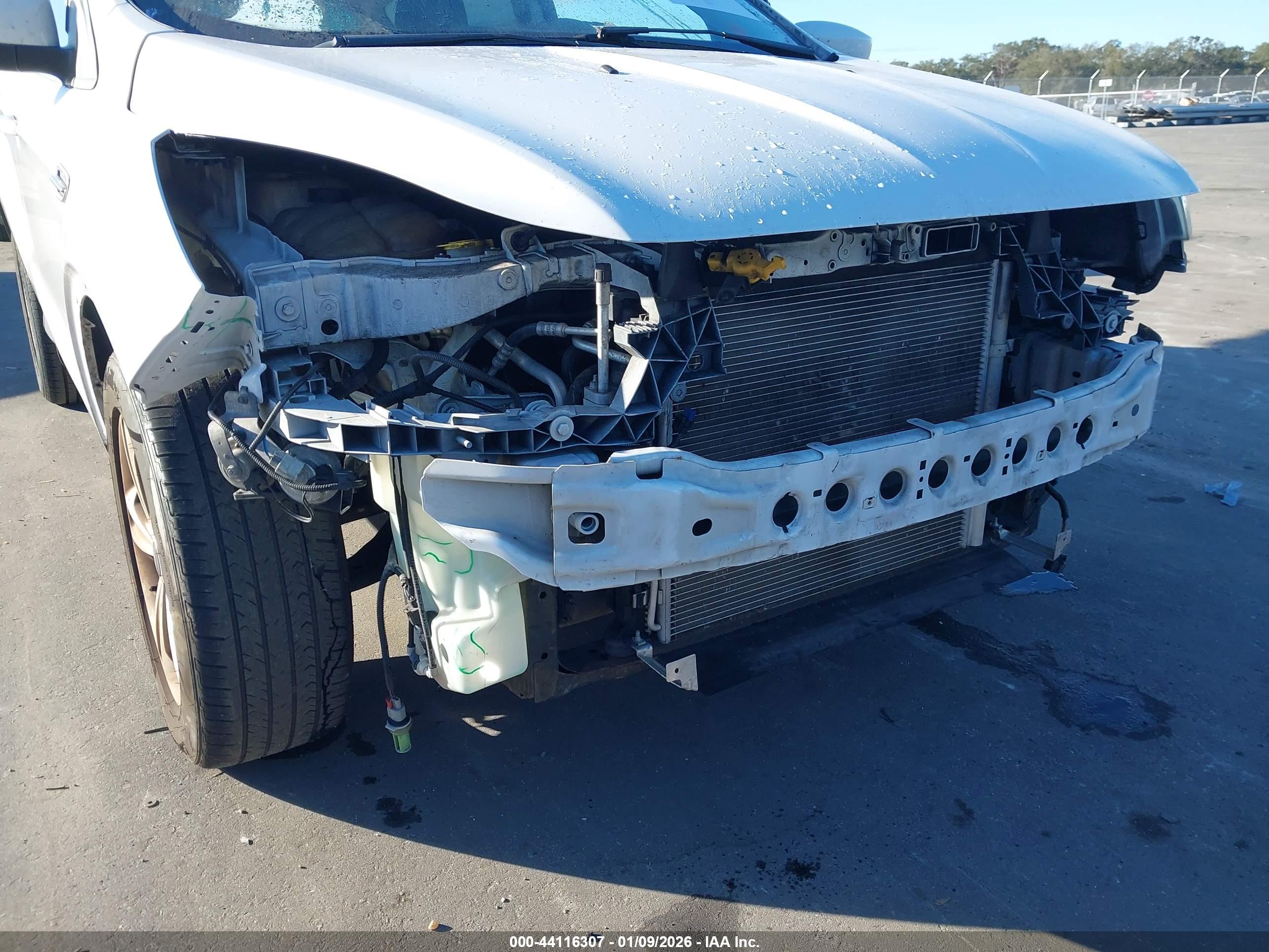 FORD ESCAPE image 6