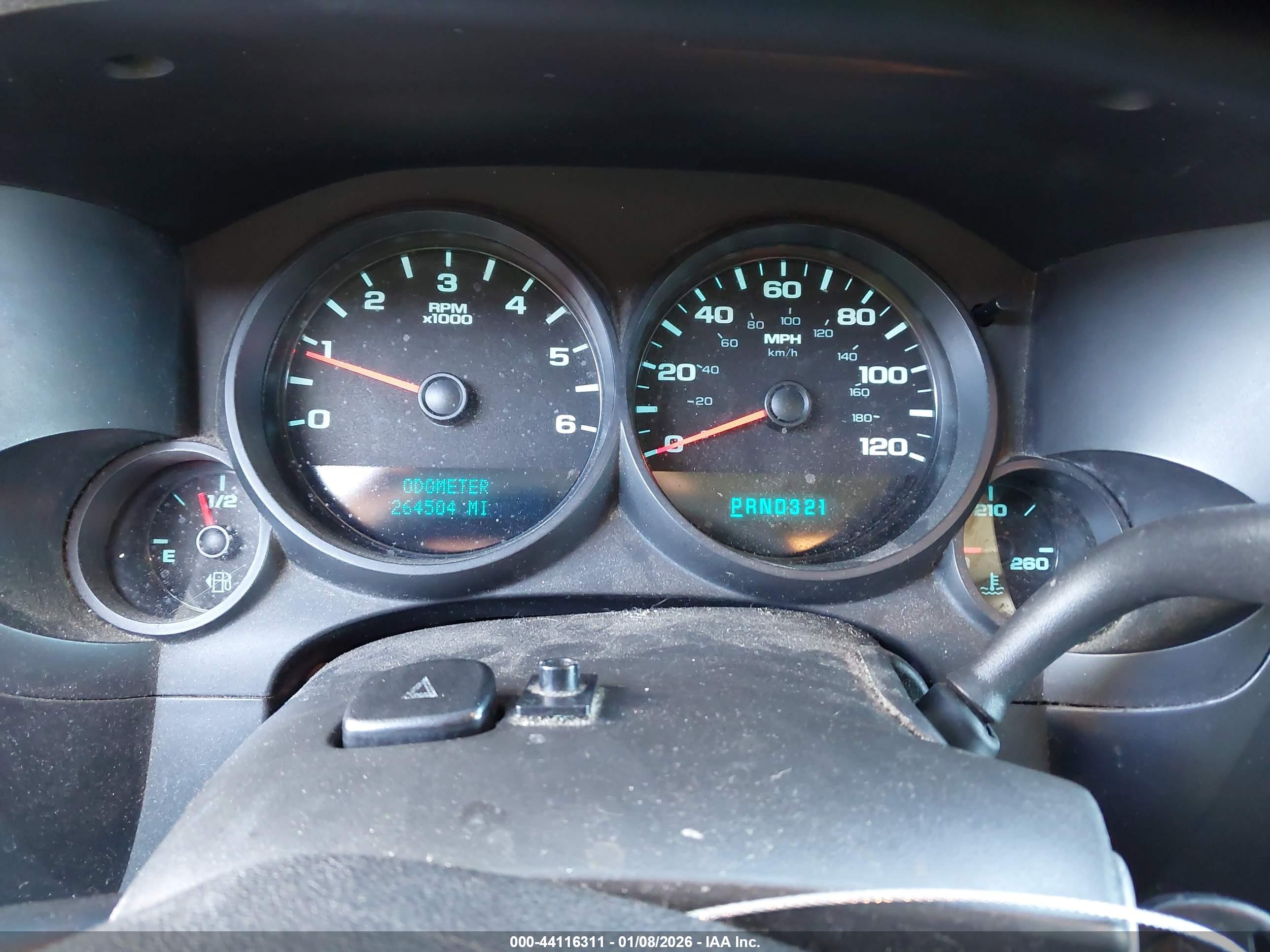CHEVROLET SILVERADO image 7