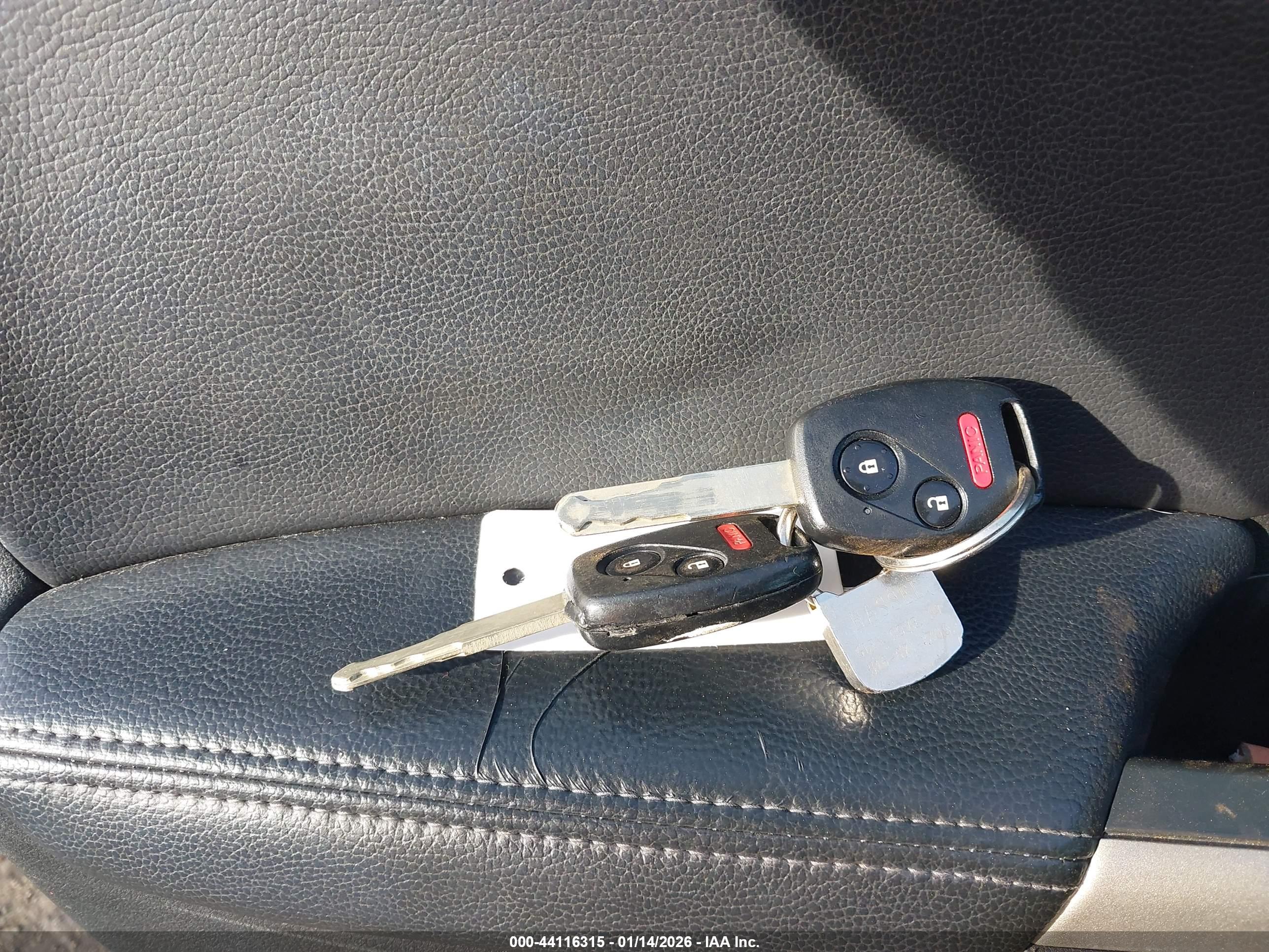 HONDA CR-V image 11