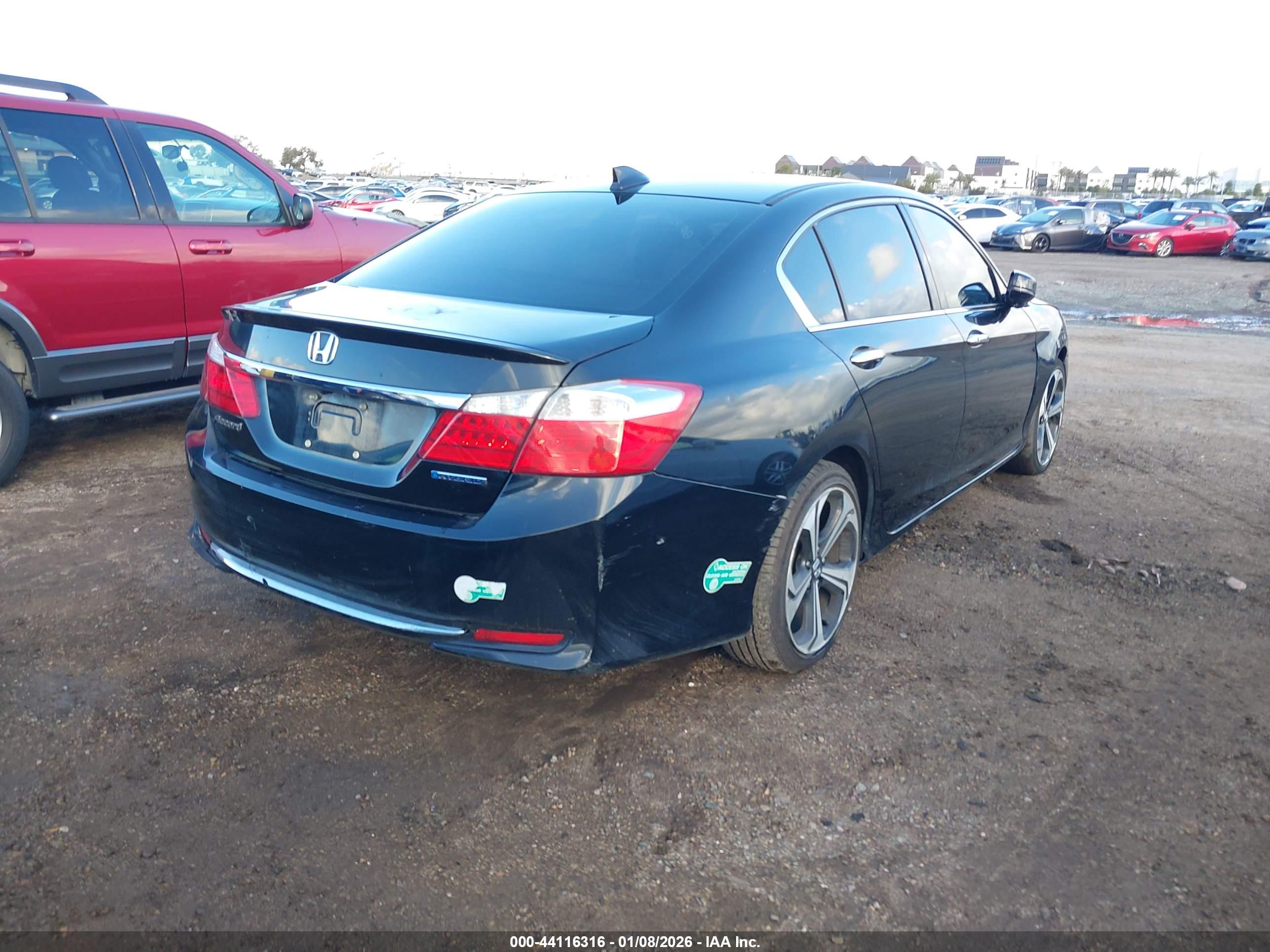 HONDA ACCORD image 4