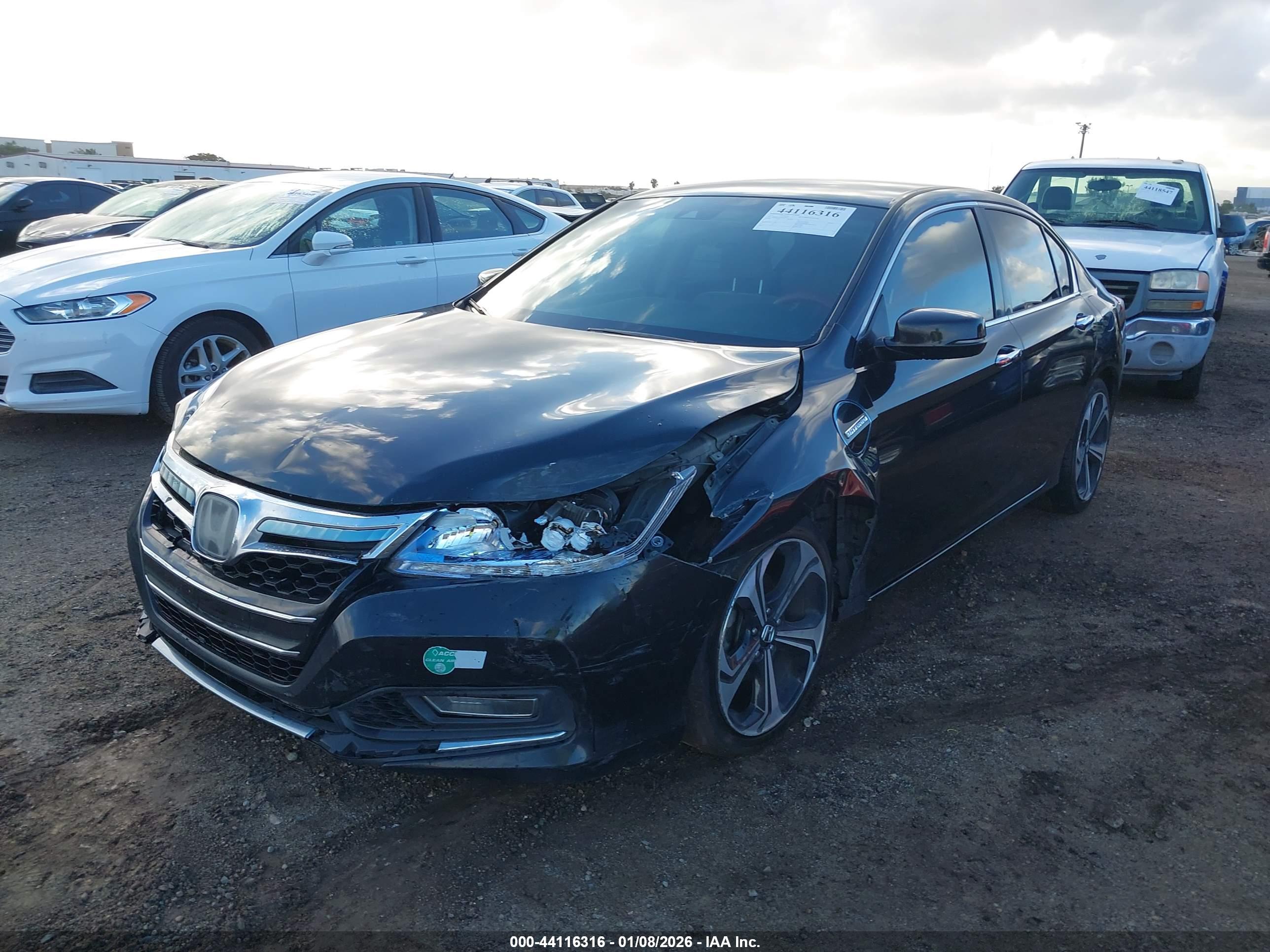 HONDA ACCORD image 6