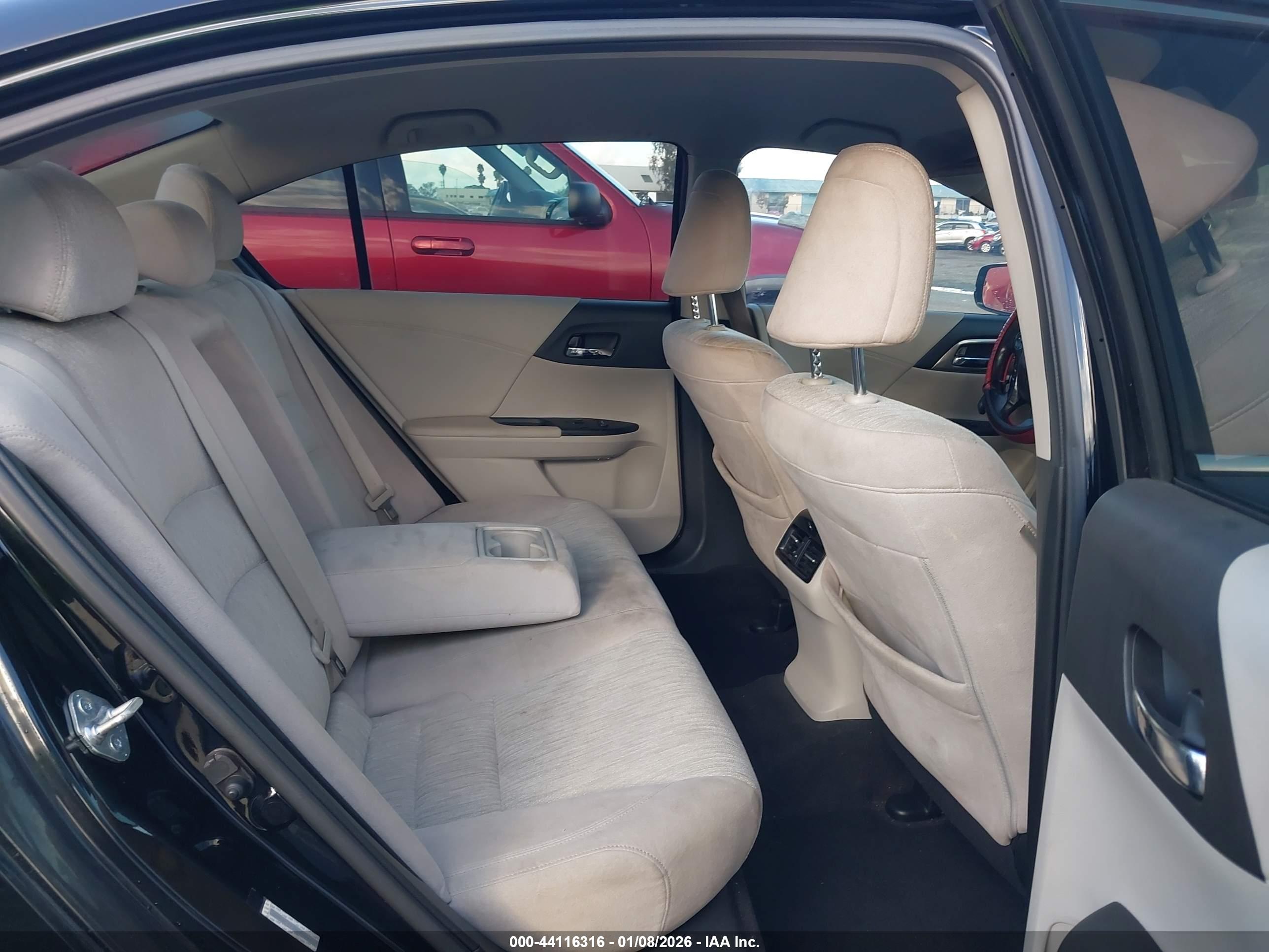 HONDA ACCORD image 8