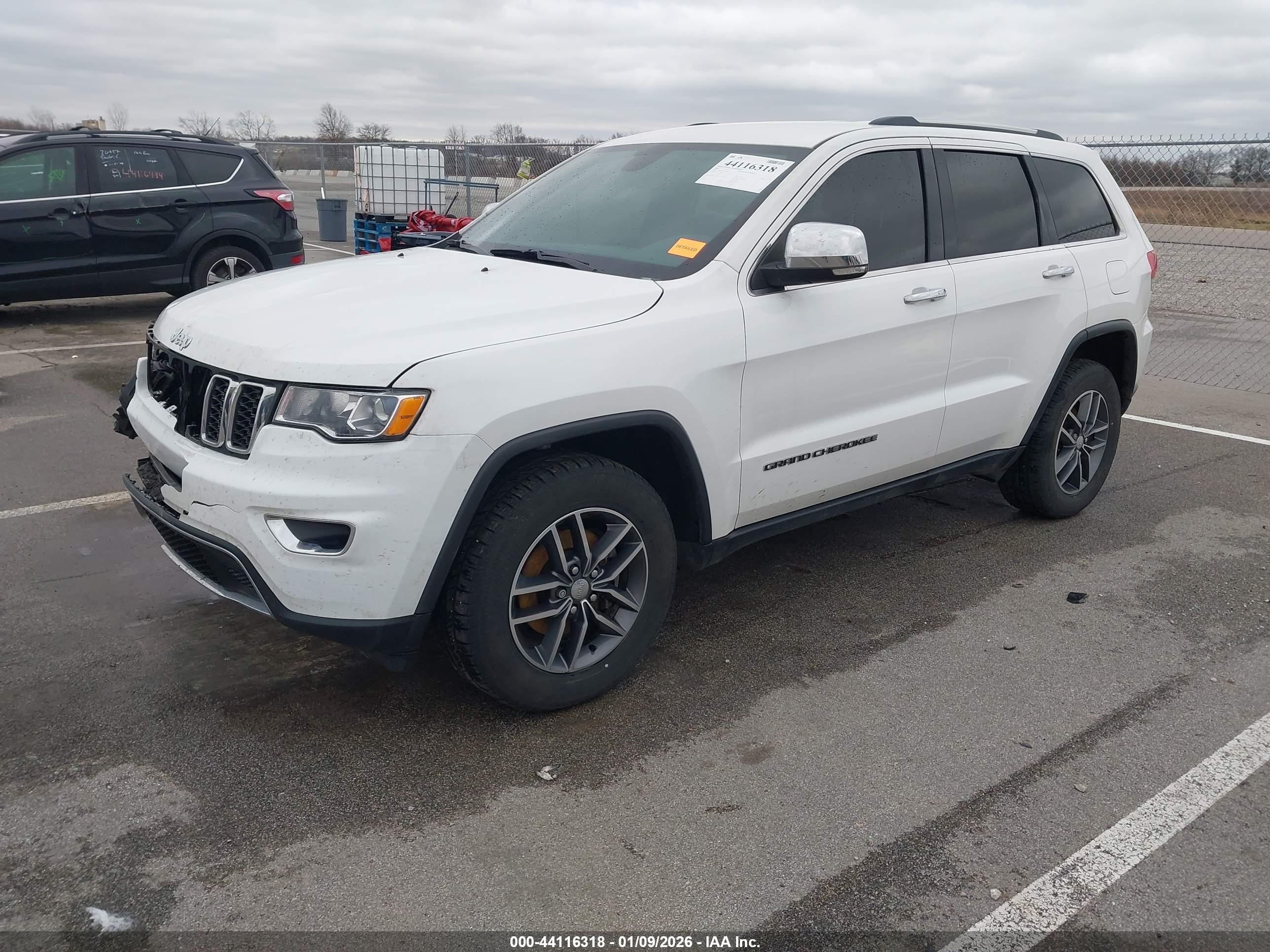 JEEP GRAND image 2