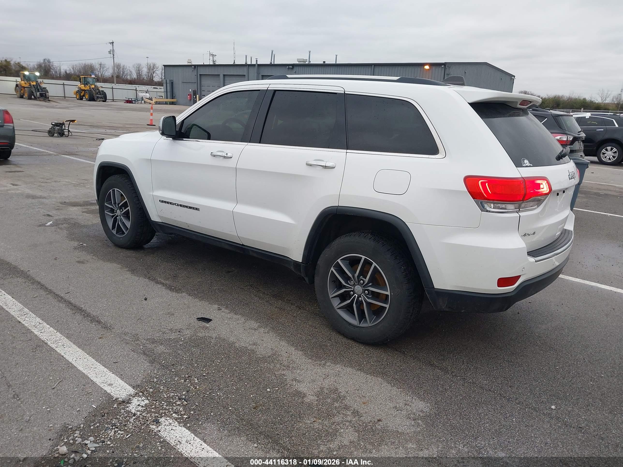 JEEP GRAND image 3