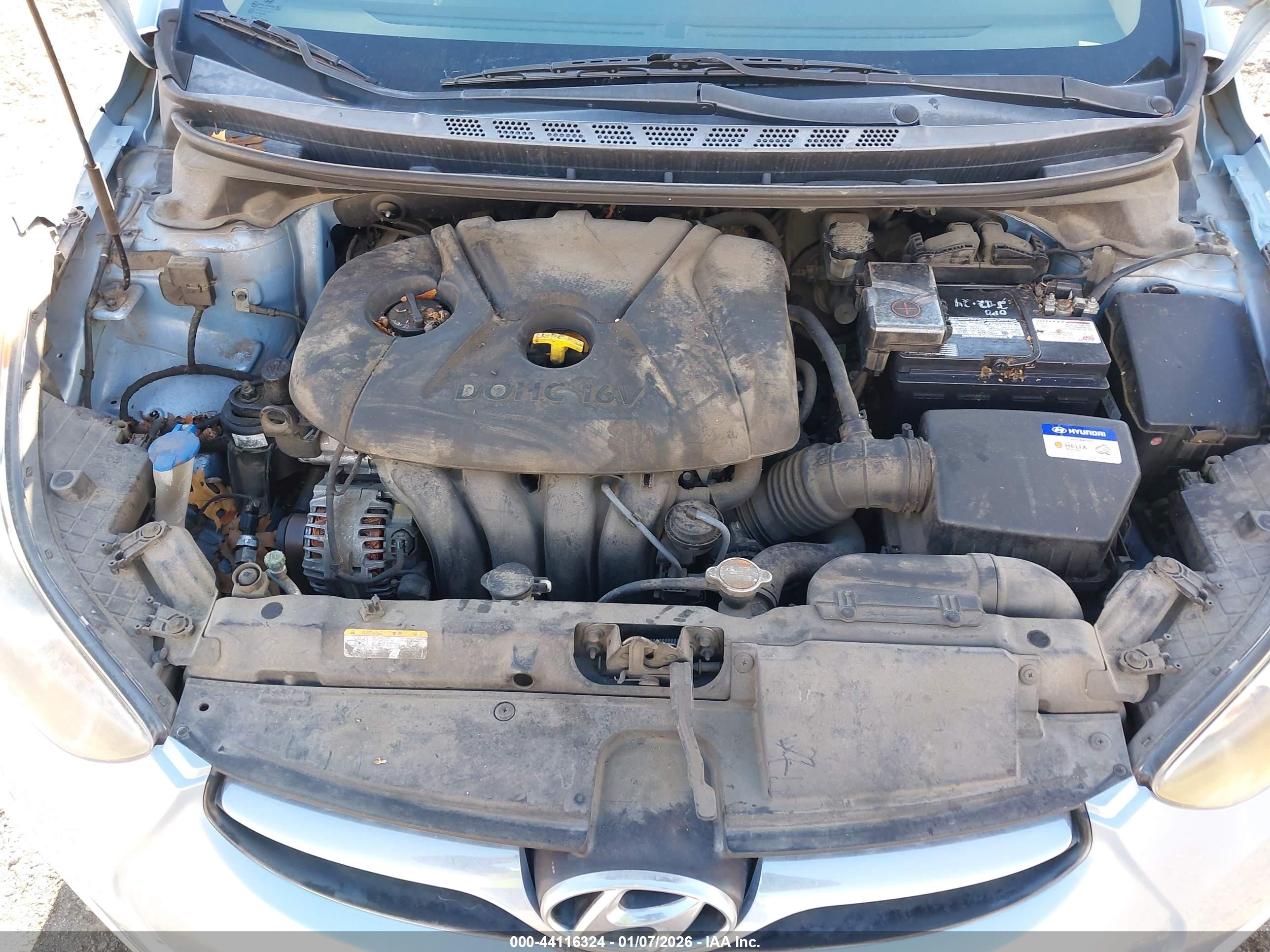 HYUNDAI ELANTRA image 10