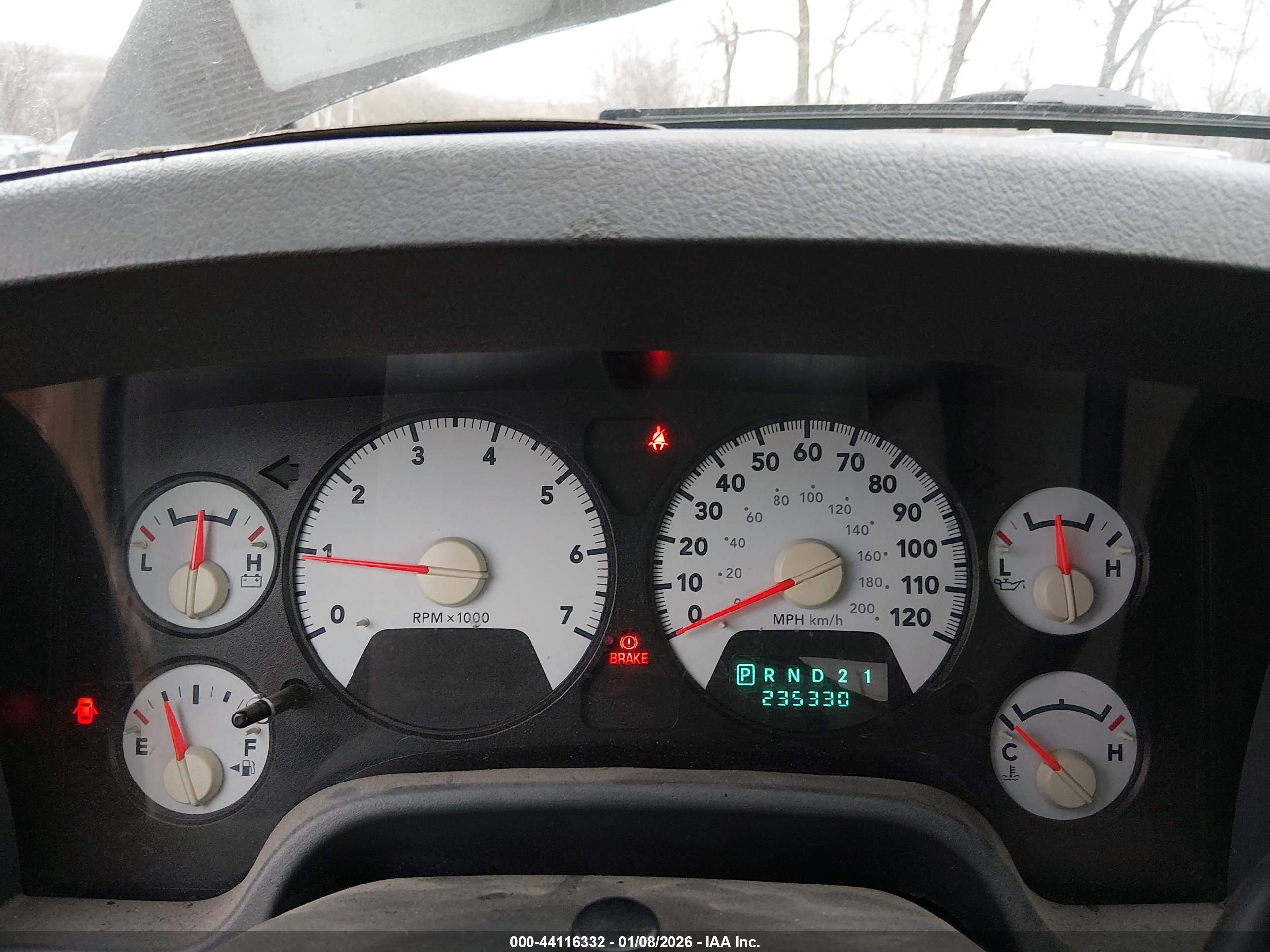 DODGE RAM image 7
