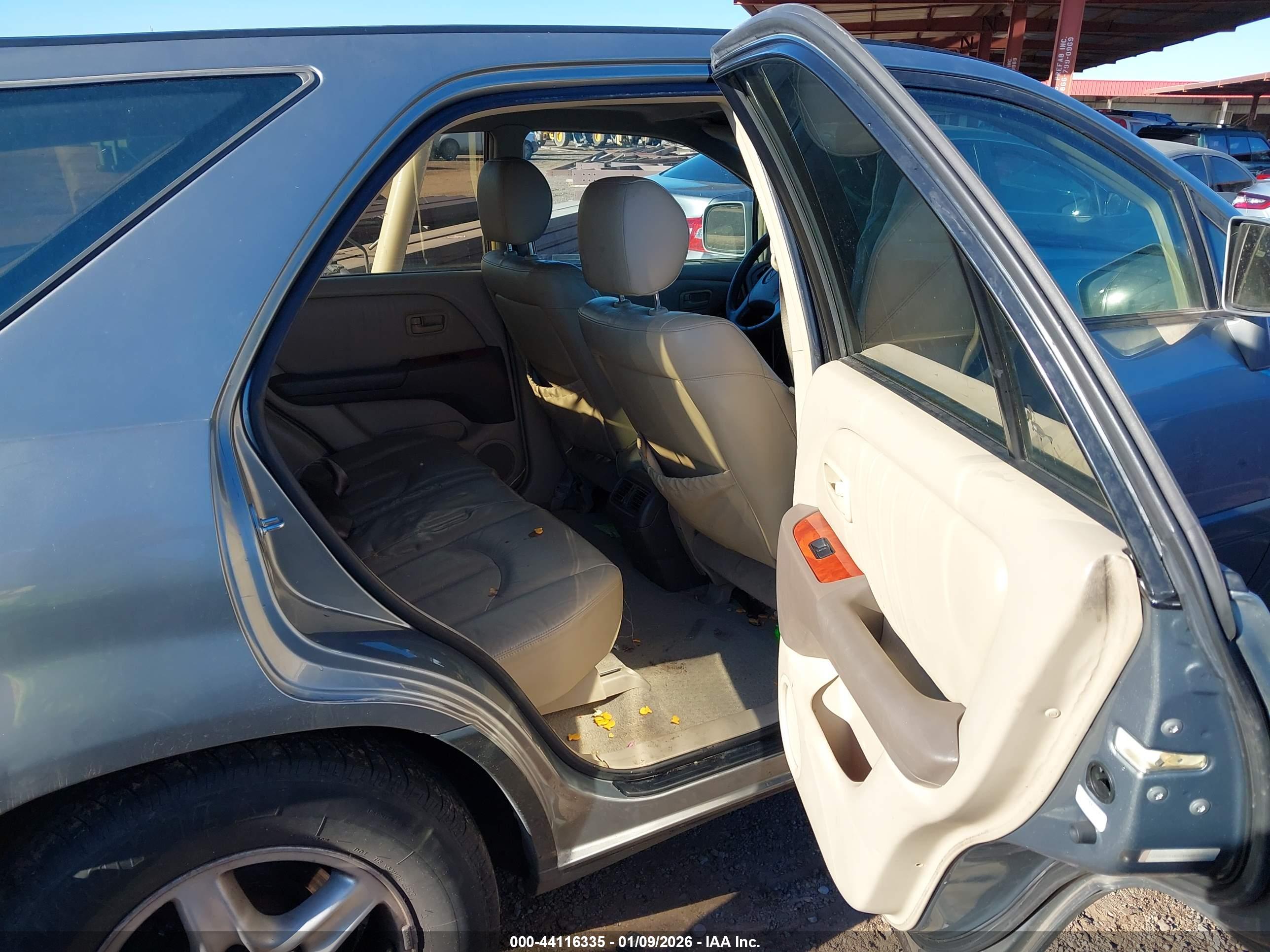 LEXUS RX image 8