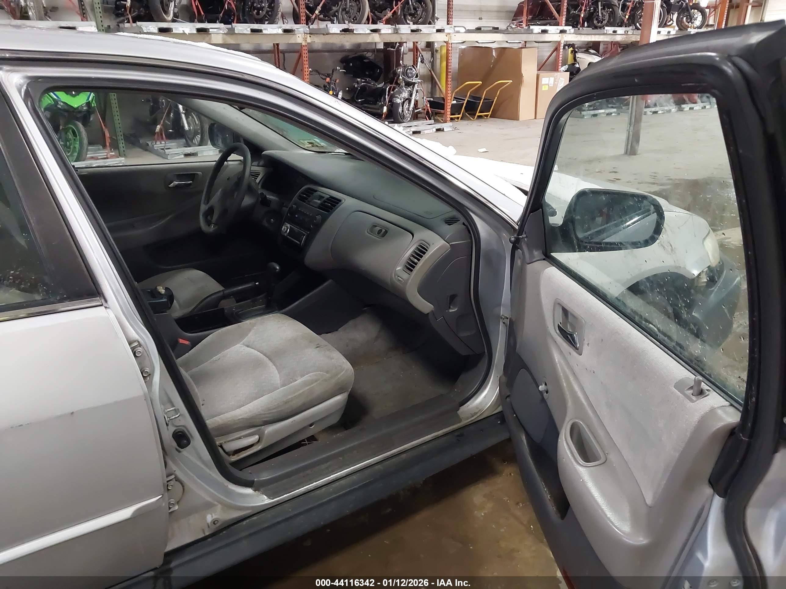 HONDA ACCORD image 5