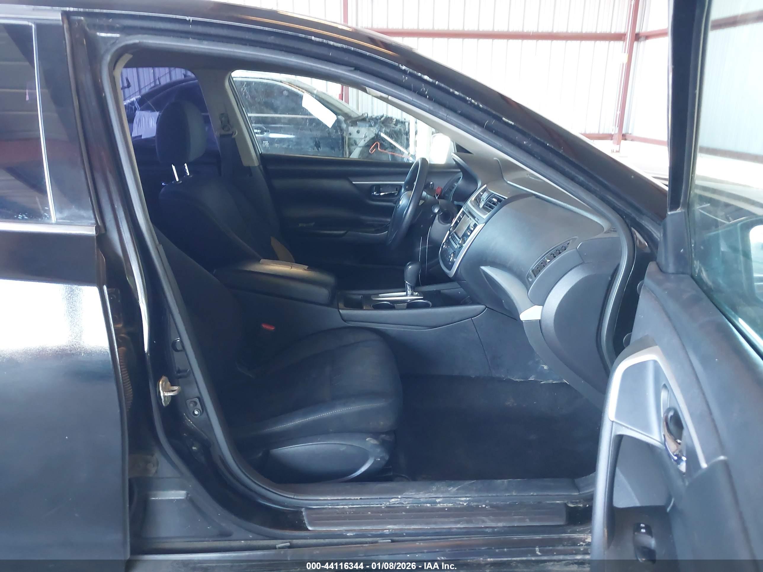 NISSAN ALTIMA image 5